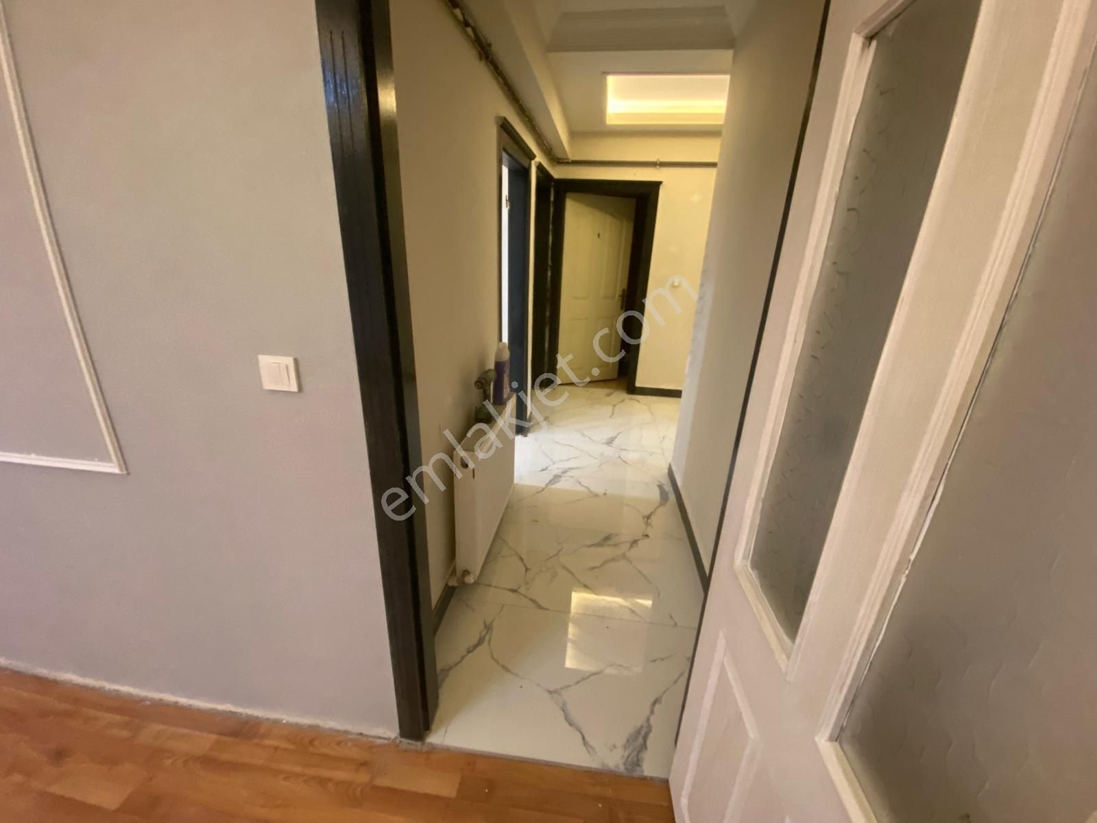 Merkez Emlak 5+1 Dublexs Ön Cephe Cadde Üstü İçi Yapılı 250 M2 - Görsel 17