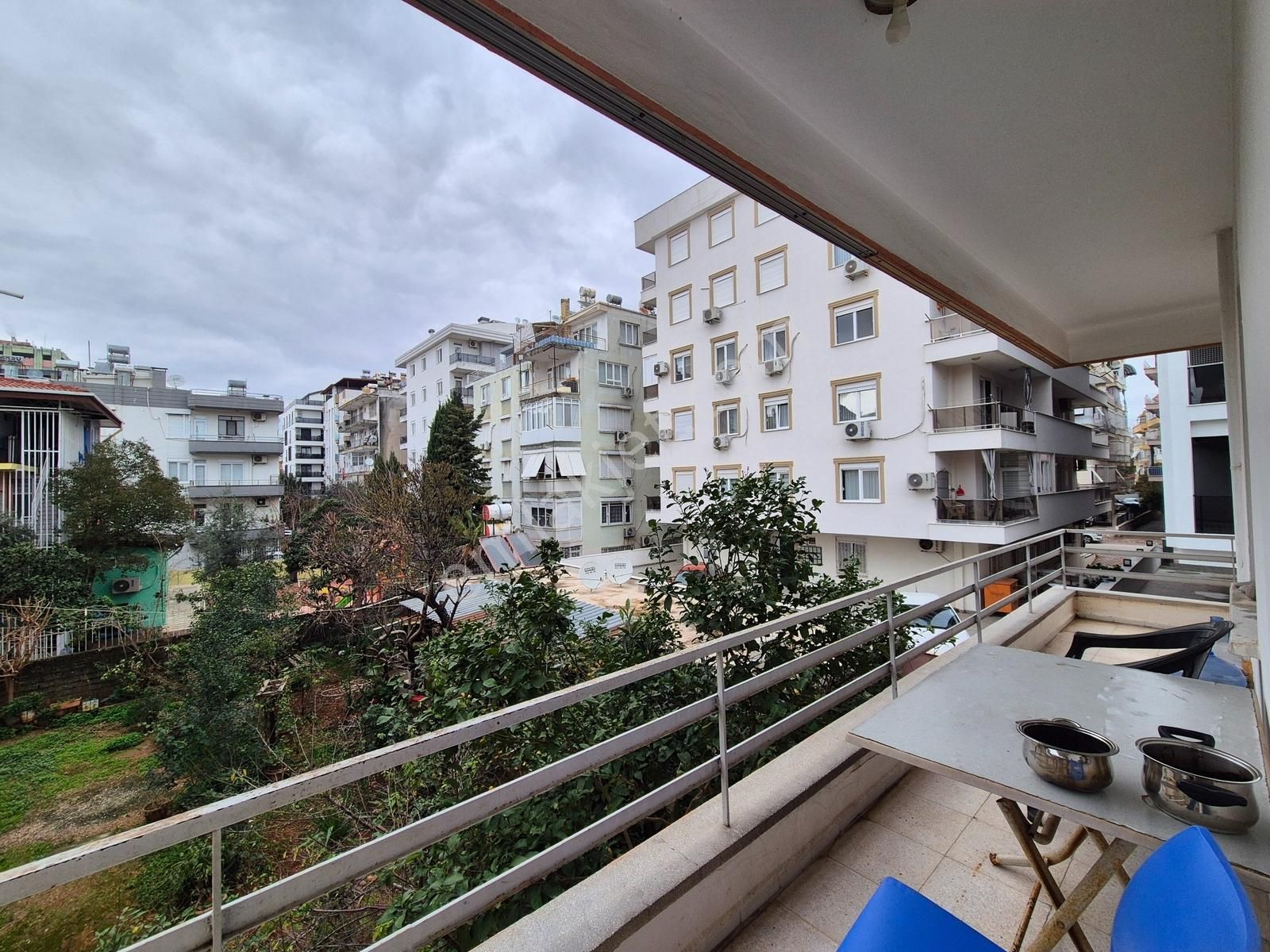 Antalya Muratpaşa Üçgen Mahallesinde Geniş Kullanışlı 3+1 Daire - Görsel 8