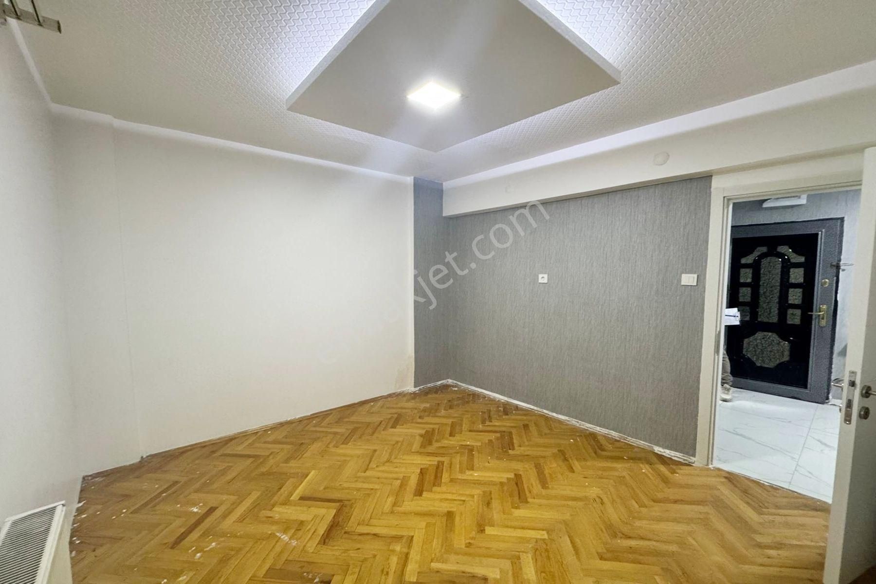 Kazım Orbay'da Cadde Yakını 2+1 Kelepir Daire..! - Görsel 20