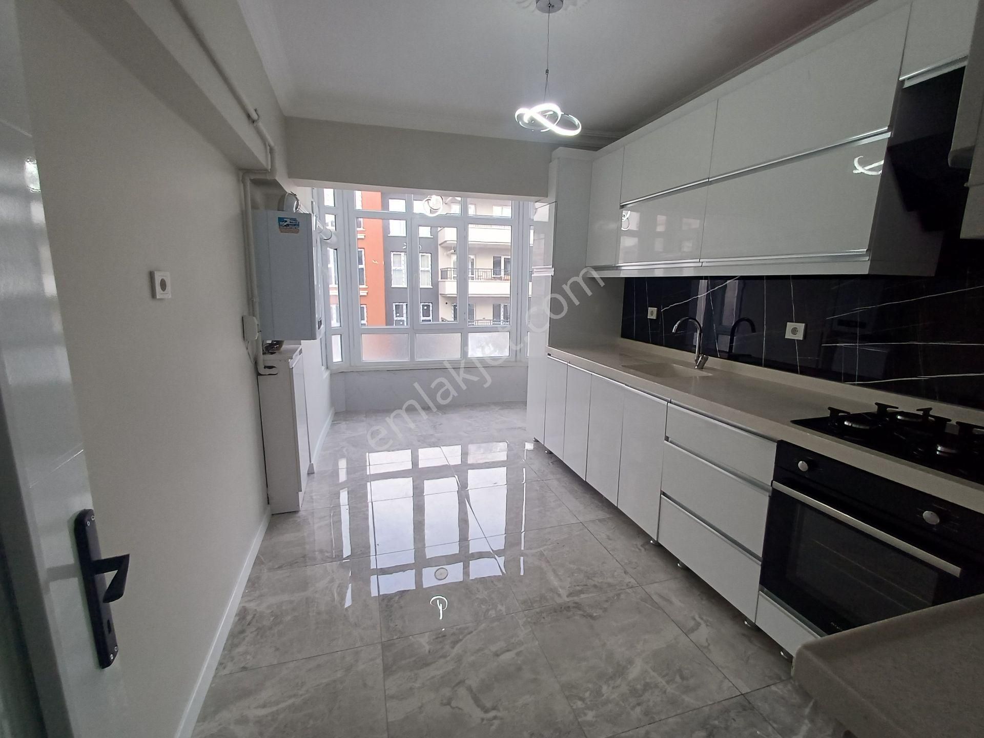 Sincan Selçuklu Mahallesinde Full Yapılı Masrafsız 3+1 Satılık Daire - Görsel 23