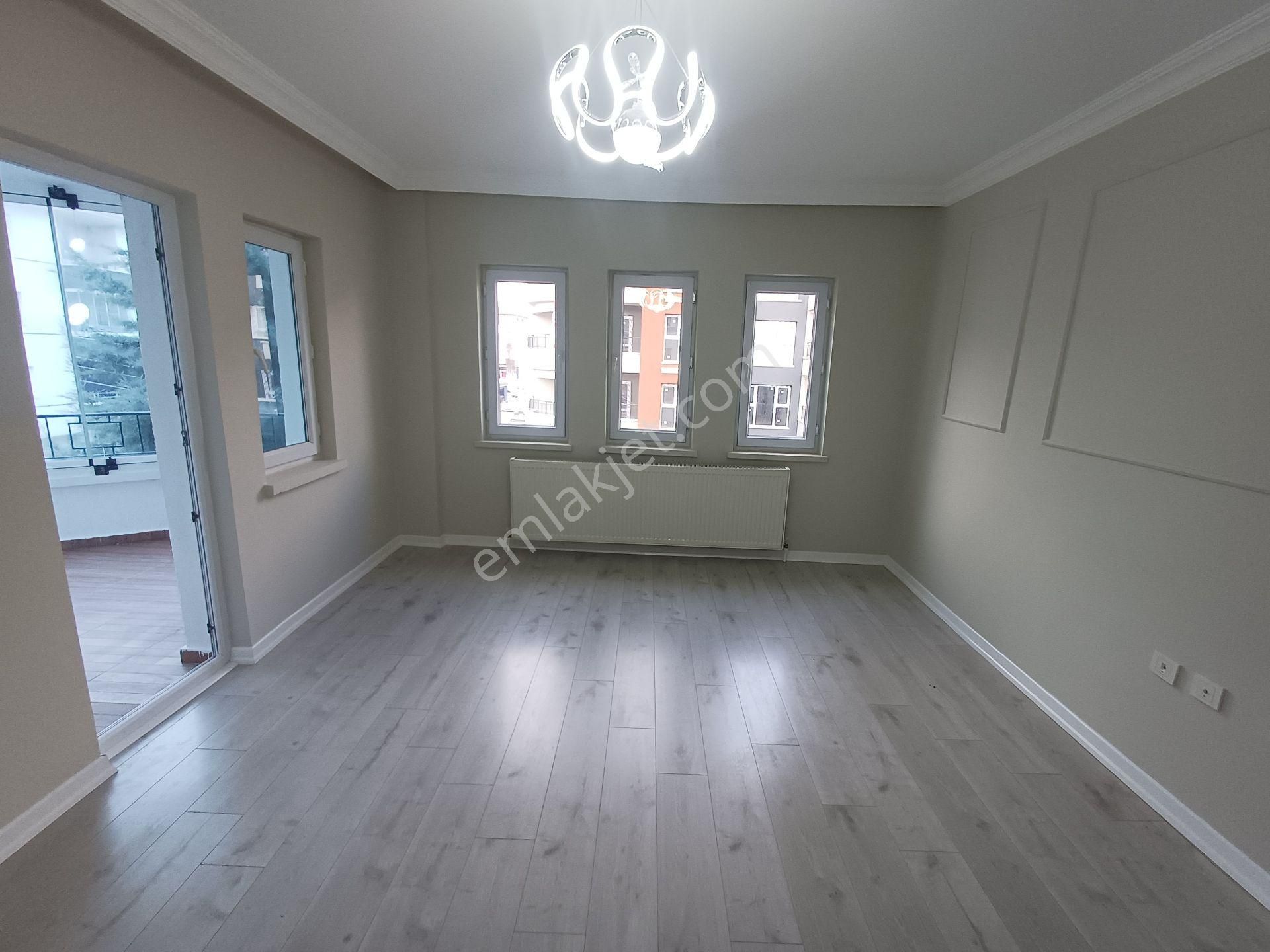 Sincan Selçuklu Mahallesinde Full Yapılı Masrafsız 3+1 Satılık Daire - Görsel 3