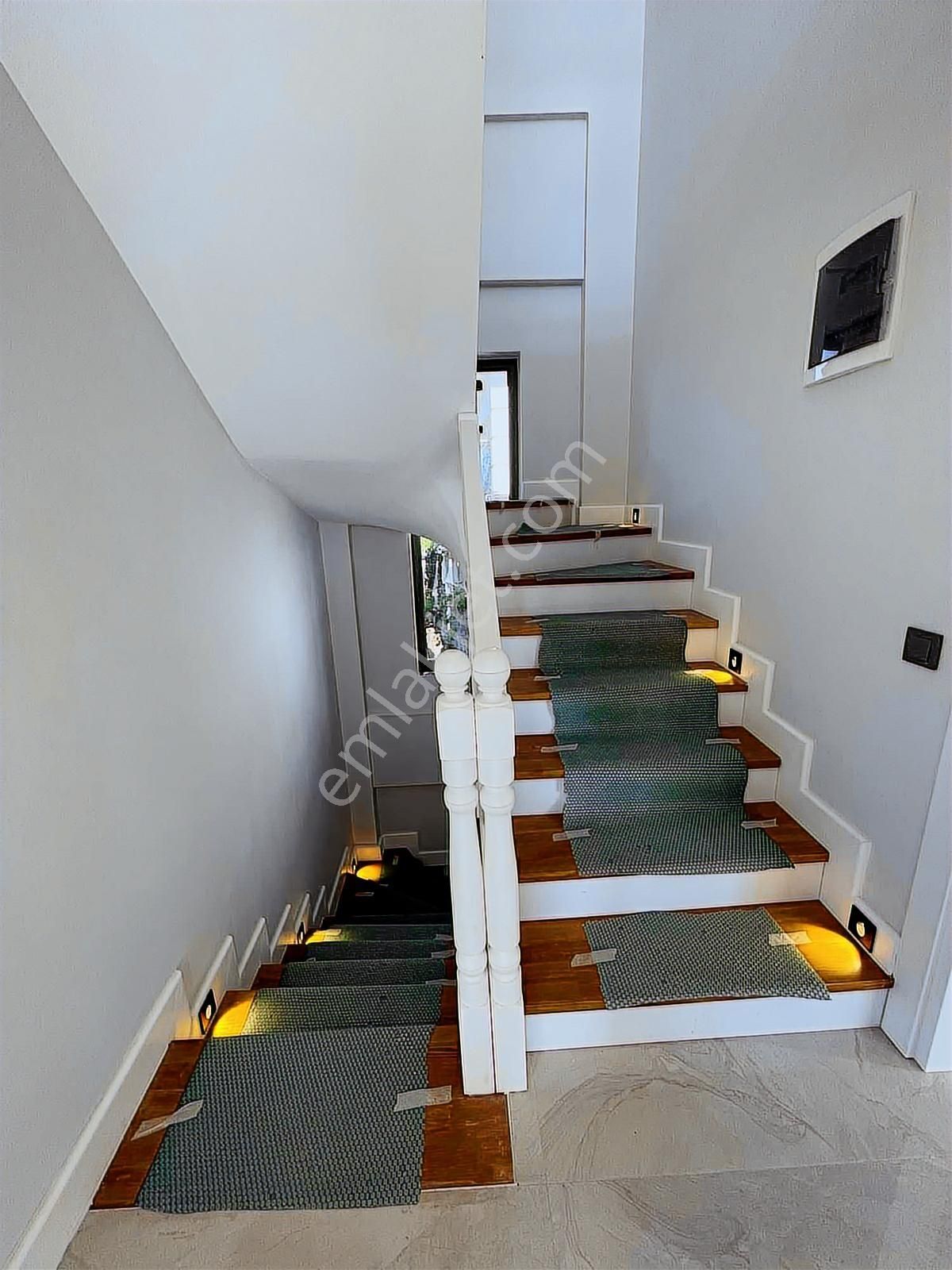 Akarca Mah Satılık 4+1 Lüx Müstakil Villa - Görsel 22