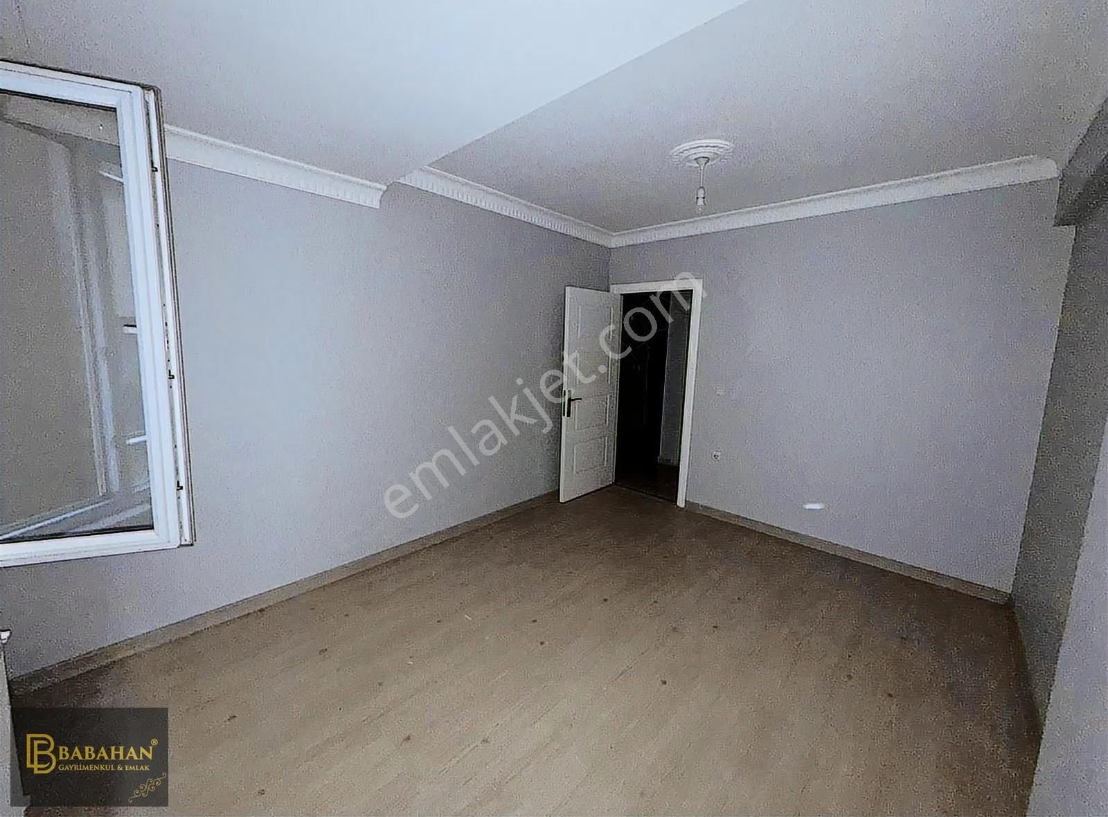 Namık Kemal Mahallesinde 3+1 Geniş Mutfaklı 130m² Aile Apartmanı - Görsel 6