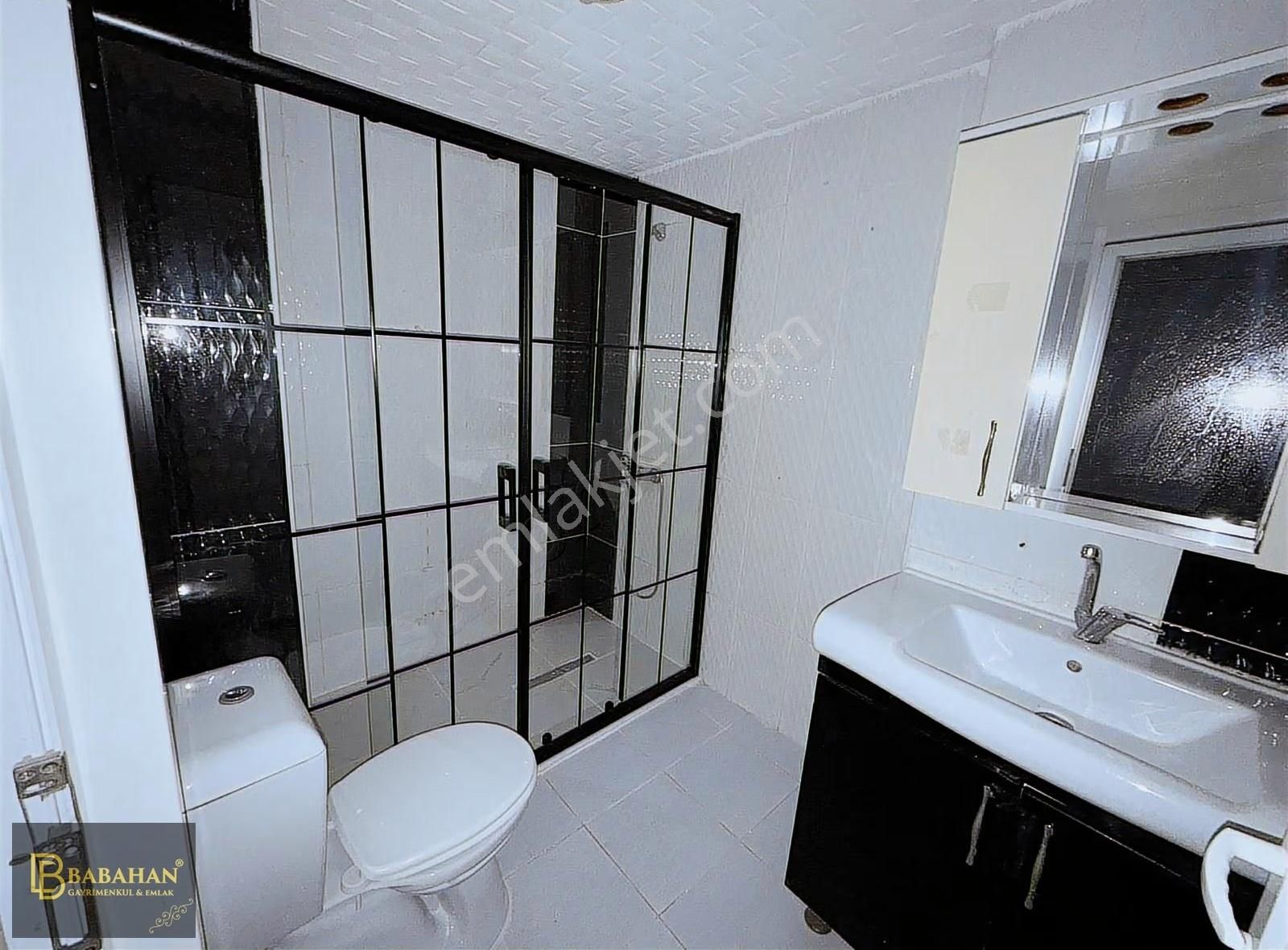 Namık Kemal Mahallesinde 3+1 Geniş Mutfaklı 130m² Aile Apartmanı - Görsel 12