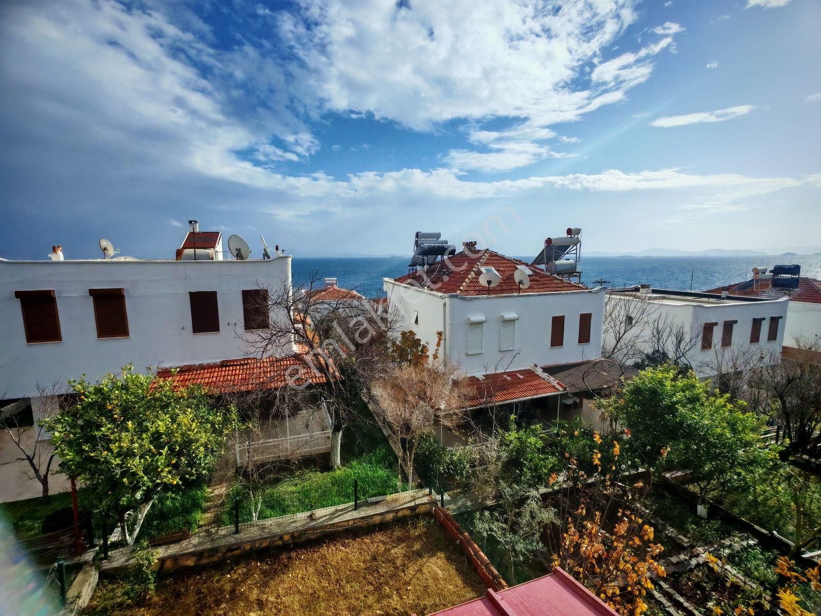 Çandarlıda Muhteşem Deniz Manzaralı 2+1 80 M2 Dubleks Villa - Görsel 3