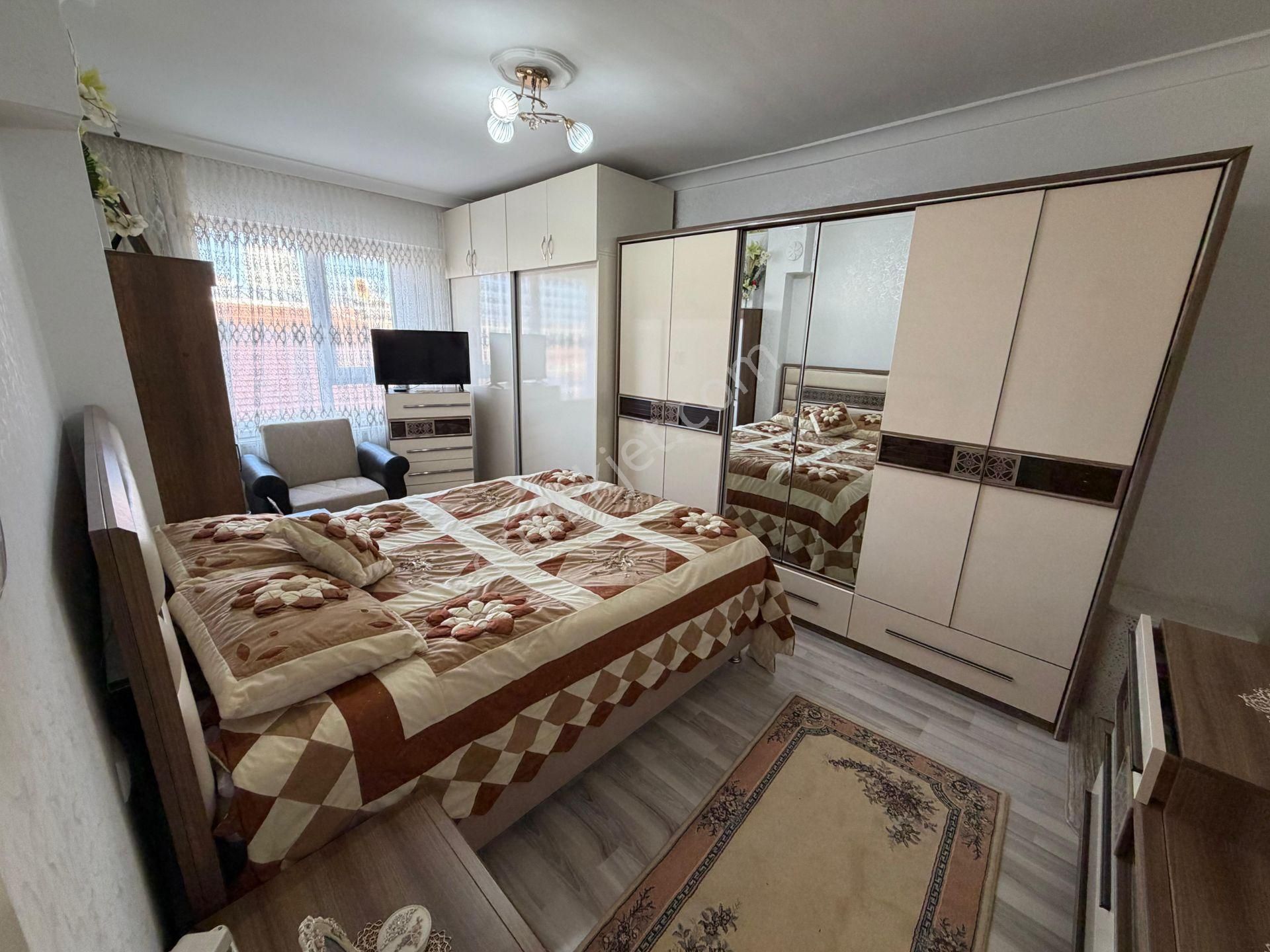 Kaya Grup'dan Cadde Üzerinde Full+full Yapılı 4+1 Dublex - Görsel 31