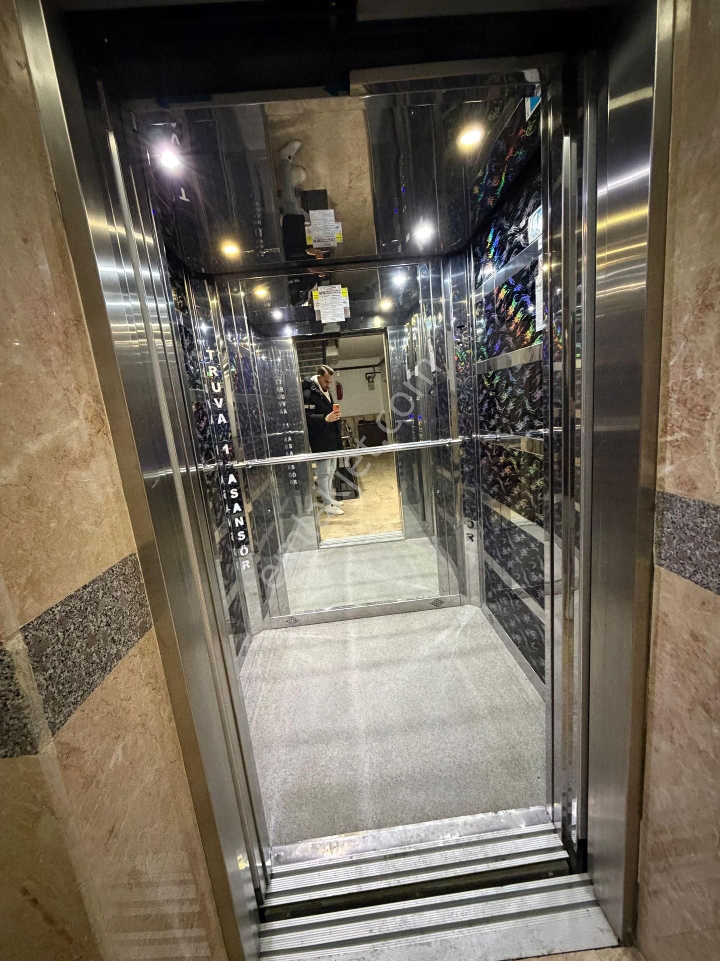 Kaya Grup'dan Cadde Üzerinde Full+full Yapılı 4+1 Dublex - Görsel 4