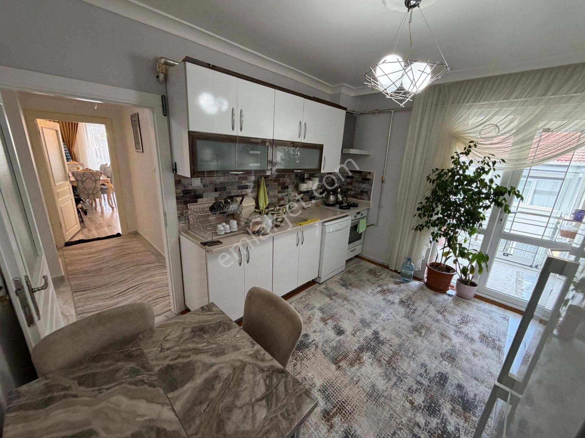 Kaya Grup'dan Cadde Üzerinde Full+full Yapılı 4+1 Dublex - Görsel 10