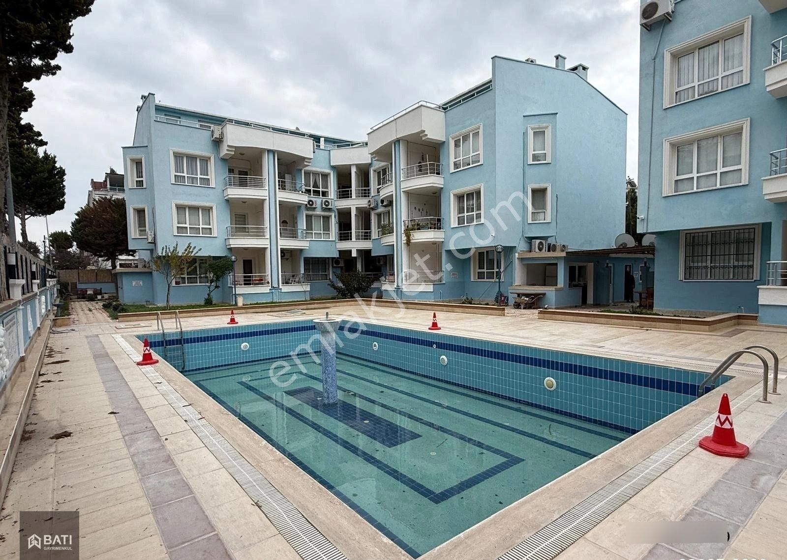 Didim Efeler'de Site İçinde Havuzlu Satılık Daire