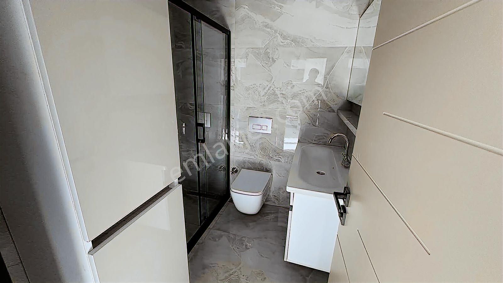 Alaçatı'dan /ara Katta/iskanlı/lüks Geniş 1+1 - Görsel 16