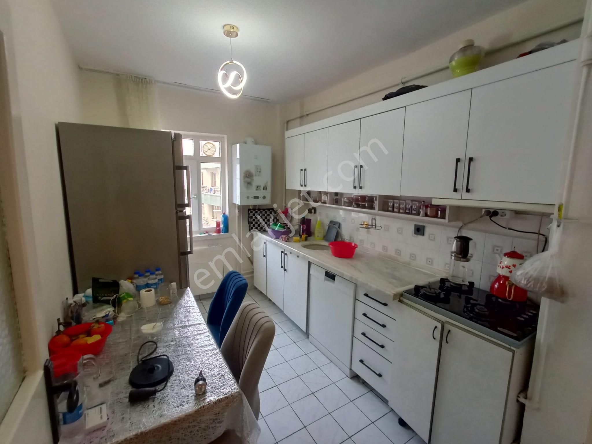 Esertepe'de Kat Konumunda Fırsat Daire!