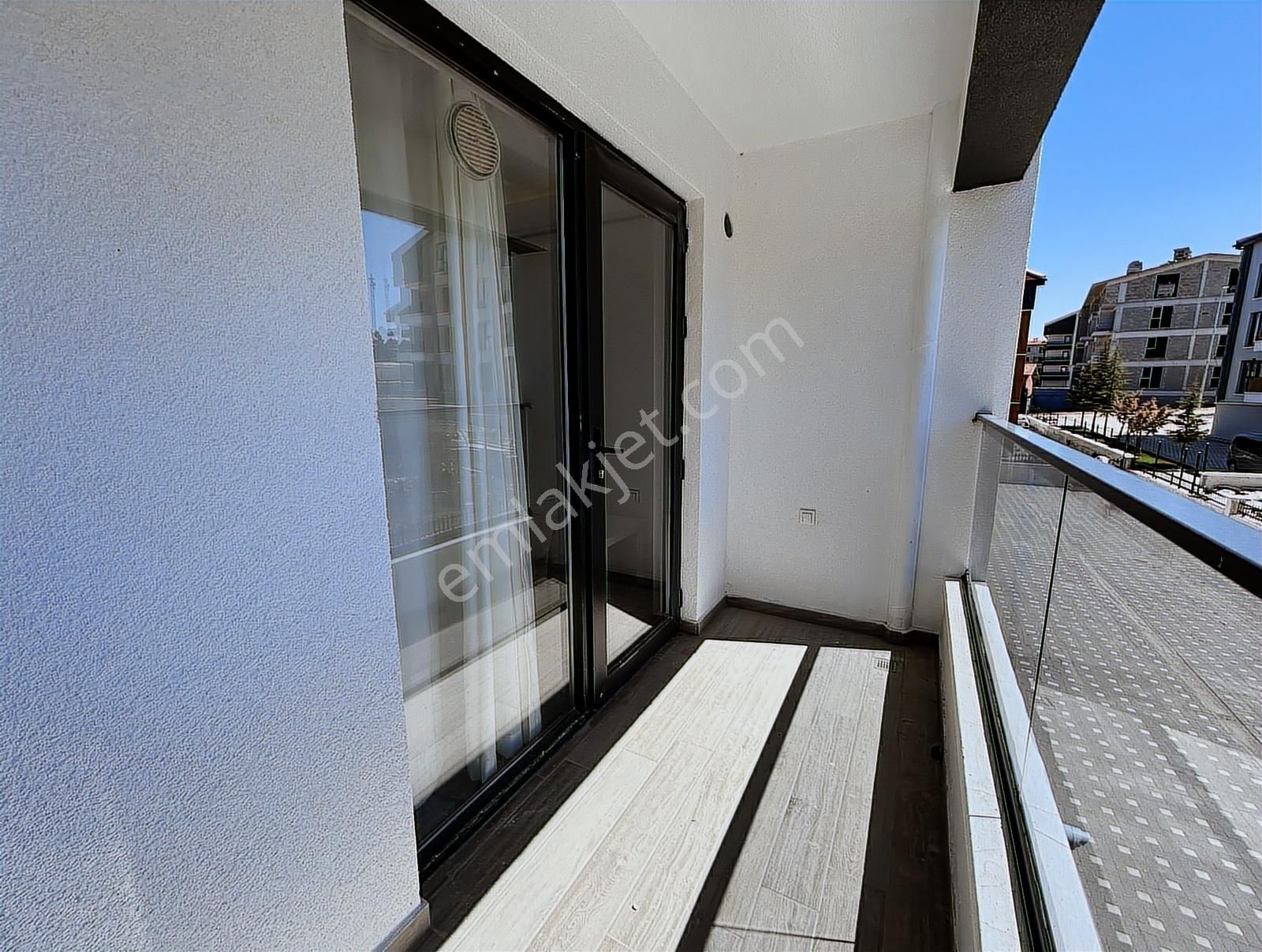 Alaçatı'dan Fiber Altyapılı | Yerden Isıtmalı | İncek 1+1 Eşyalı - Görsel 18