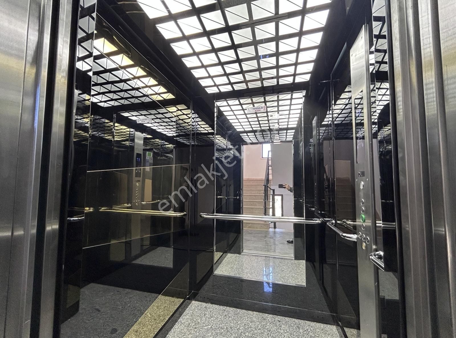 Alaçatı'dan Fiber Altyapılı | Yerden Isıtmalı | İncek 1+1 Eşyalı - Görsel 35