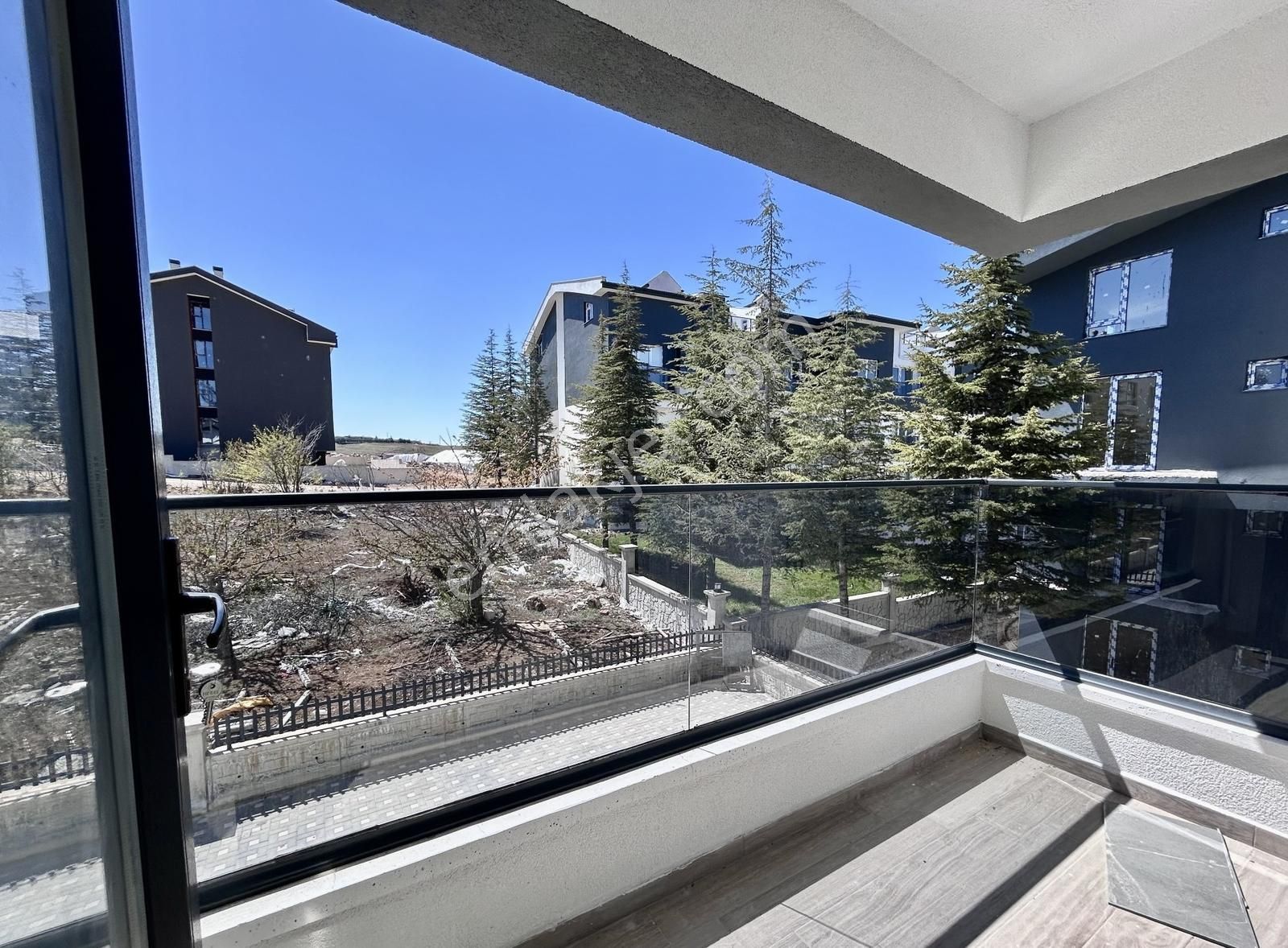 Alaçatı'dan Fiber Altyapılı | Yerden Isıtmalı | İncek 1+1 Eşyalı - Görsel 25