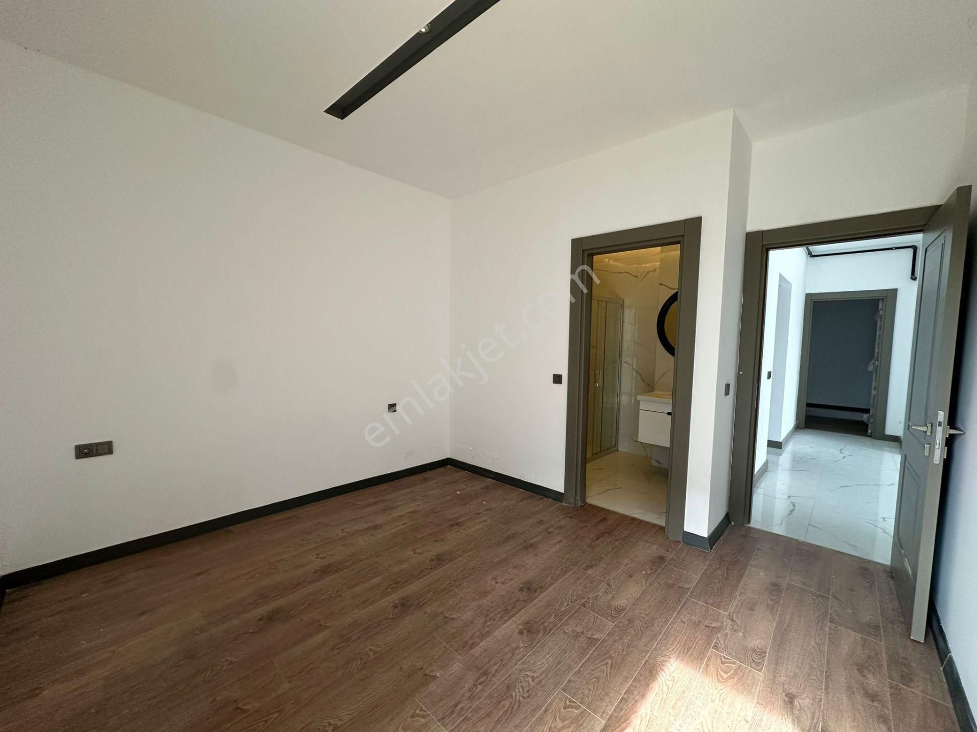 190 M² Bahçe Alanı İle Sıfır 2+1 Daire - Görsel 17