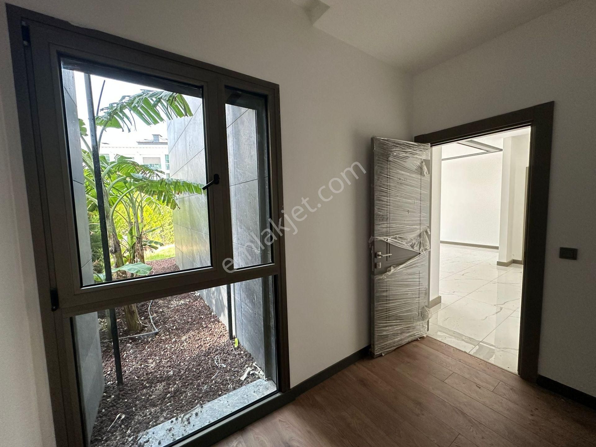 190 M² Bahçe Alanı İle Sıfır 2+1 Daire - Görsel 15