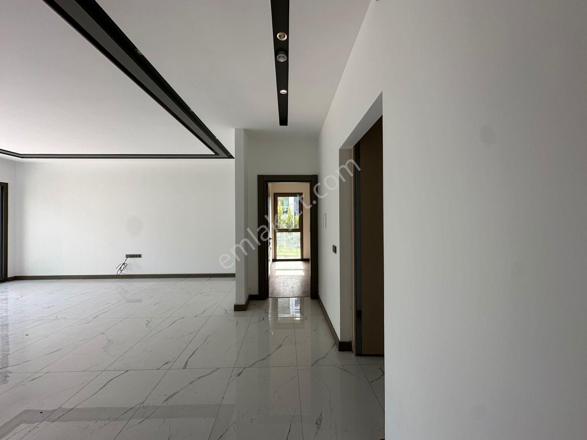 190 M² Bahçe Alanı İle Sıfır 2+1 Daire - Görsel 12