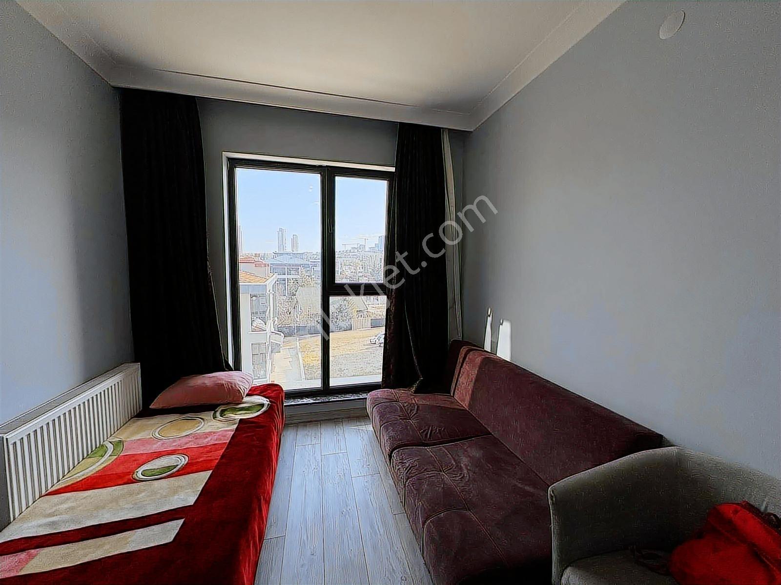Alaçatı'dan İncek'te Sağlık Ocağı Market Okul Bulvar 1+1 Kiralık - Görsel 34