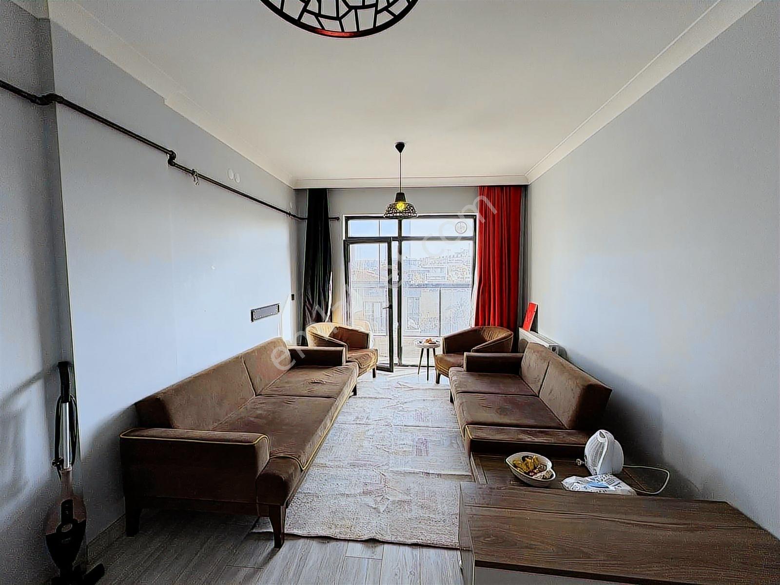 Alaçatı'dan İncek'te Sağlık Ocağı Market Okul Bulvar 1+1 Kiralık - Görsel 11