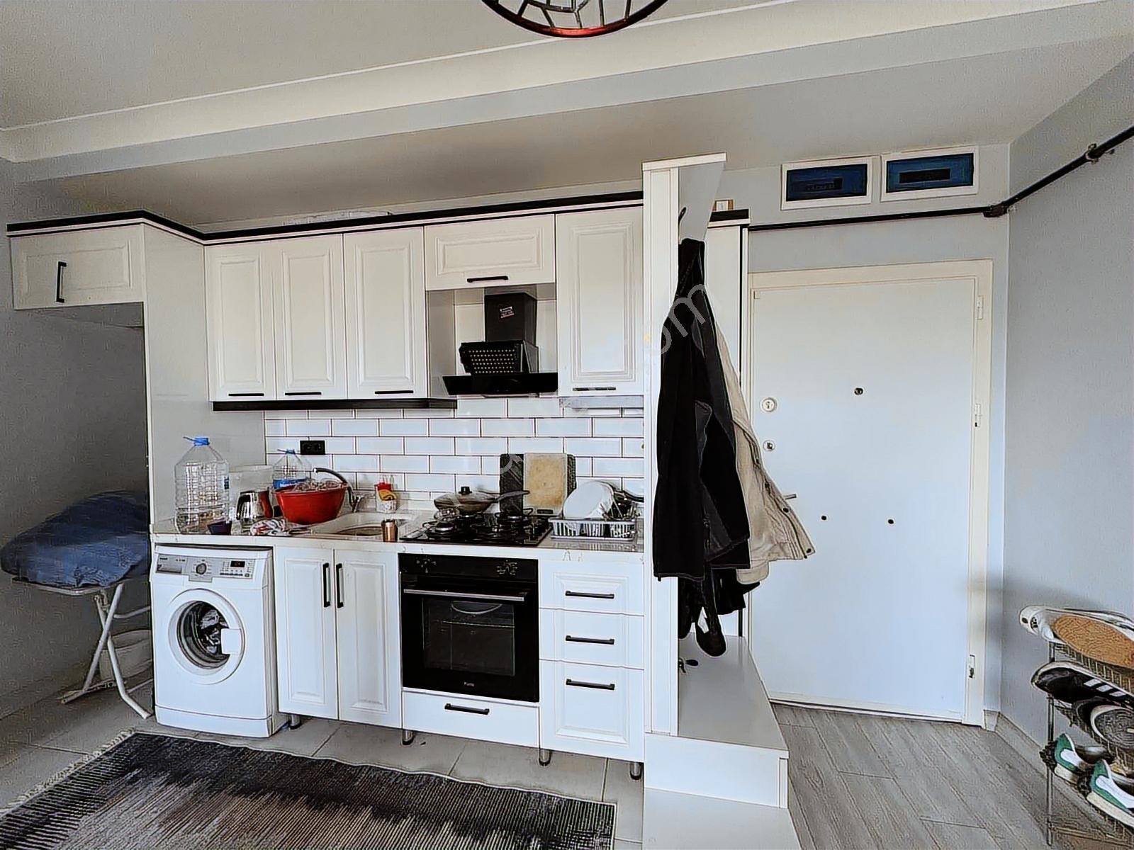 Alaçatı'dan İncek'te Sağlık Ocağı Market Okul Bulvar 1+1 Kiralık - Görsel 27