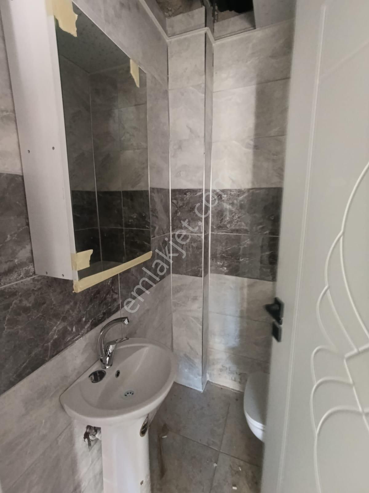 Uygun Emlaktan Karaköprü Narlıkuyuda Düz Giriş Kat 1+1 Odalı Sıfır Bina Satılık Daire. - Görsel 9