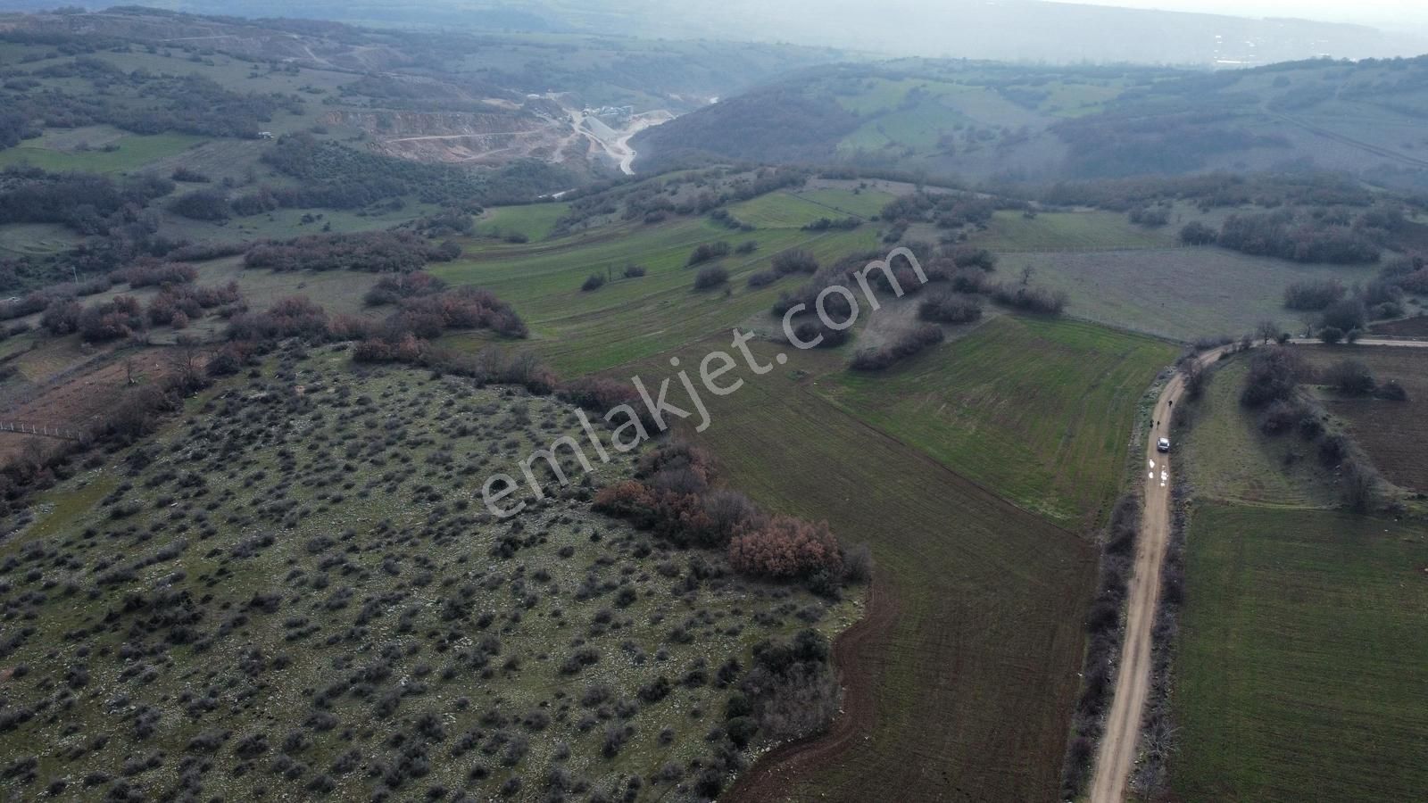 Ulucan'dan İnegöl Yeni Yörük'te Satılık Fırsat Tarla - Görsel 15