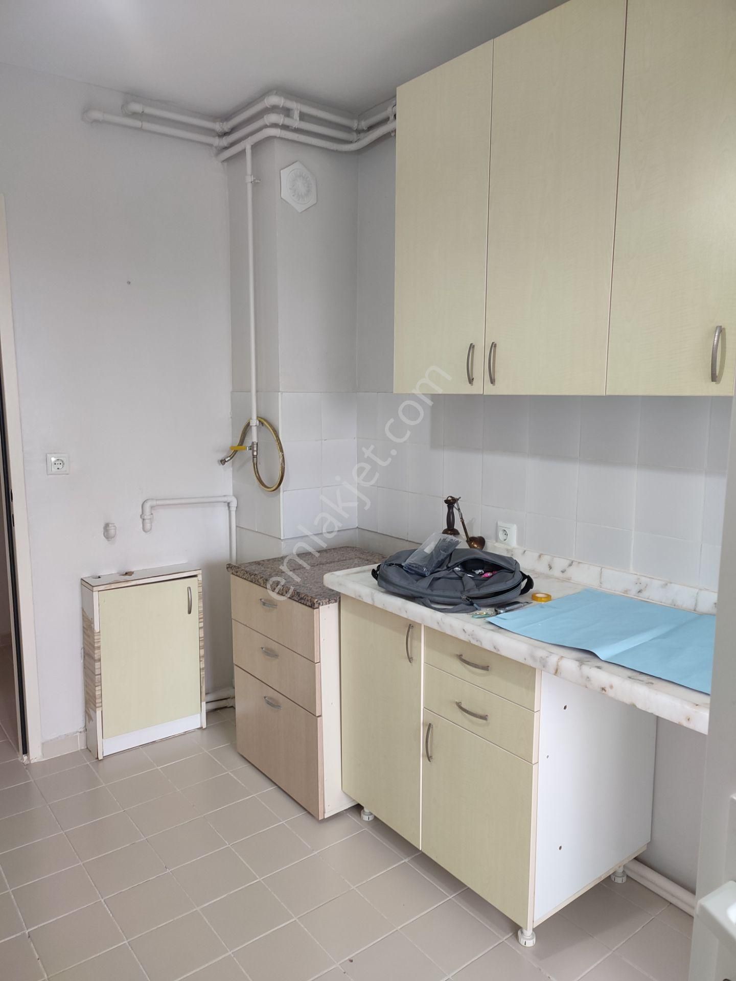 15 Temmuz Camili Mahallesi 1502 Ada İçerisinde Kiralık Daire - Görsel 19