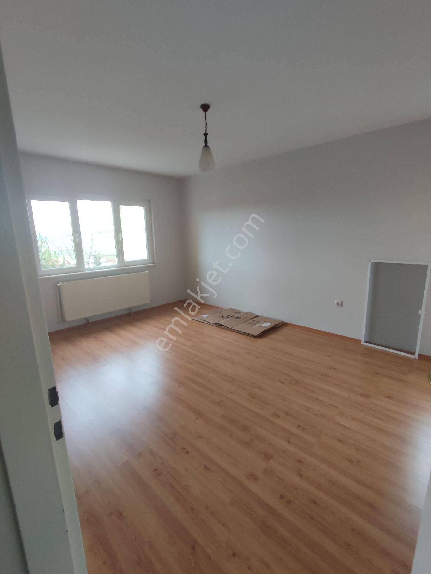 15 Temmuz Camili Mahallesi 1502 Ada İçerisinde Kiralık Daire - Görsel 16