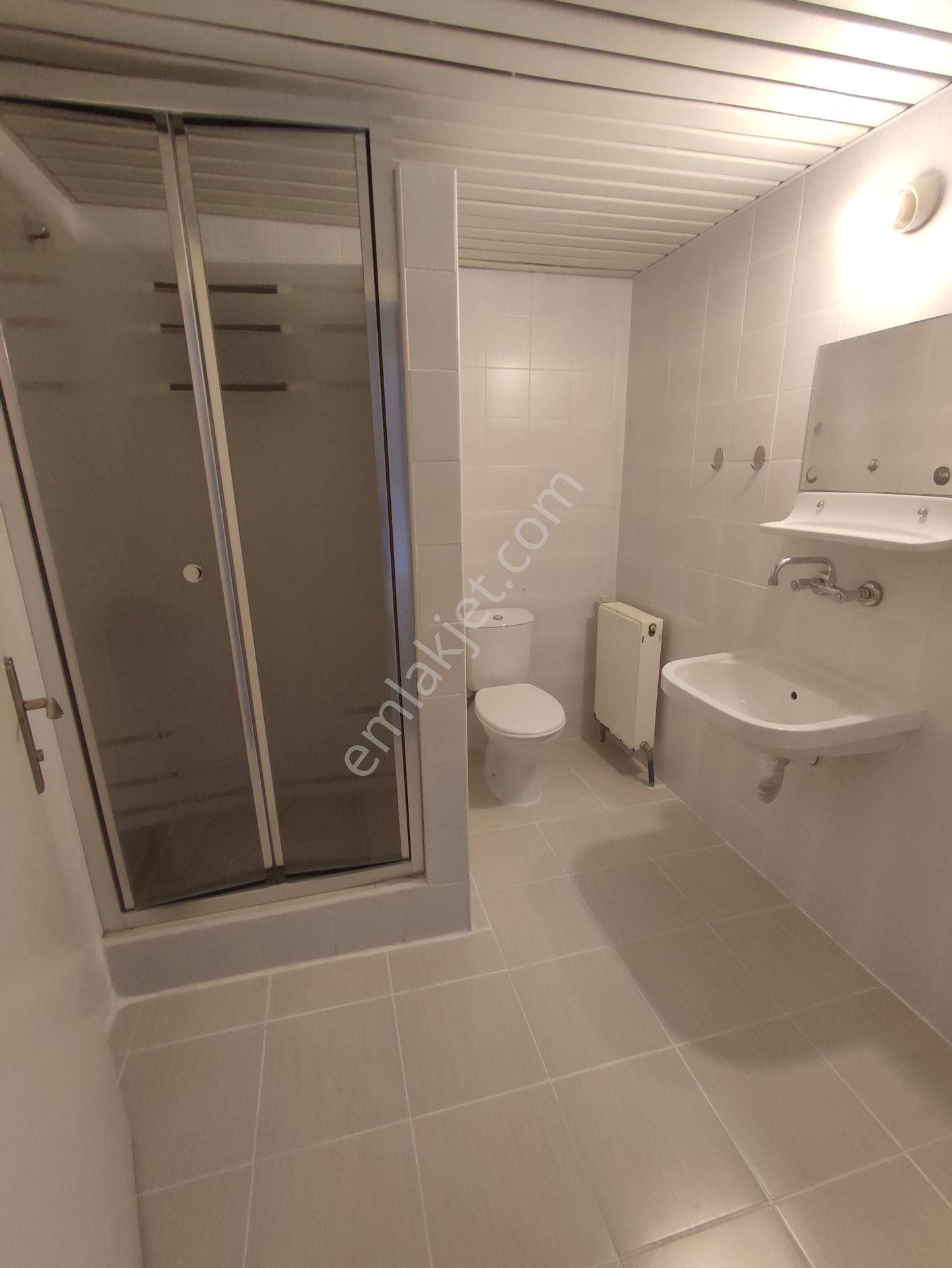 15 Temmuz Camili Mahallesi 1502 Ada İçerisinde Kiralık Daire - Görsel 14