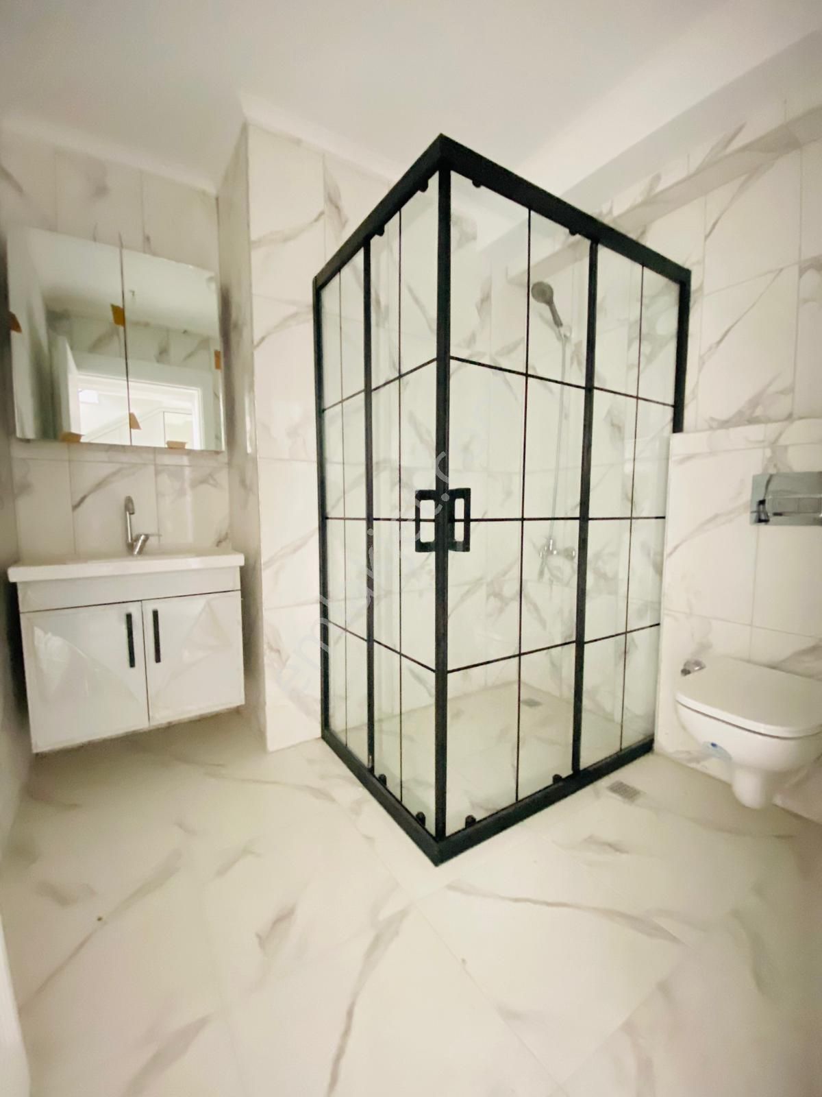 Şahintepe'de Sıfır Binada 6+1 Satılık Dubleks Daire !!! - Görsel 28