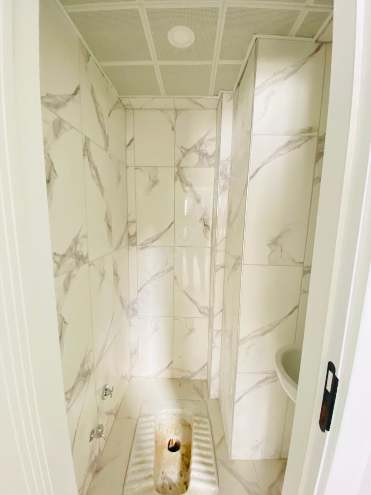 Şahintepe'de Sıfır Binada 6+1 Satılık Dubleks Daire !!! - Görsel 31