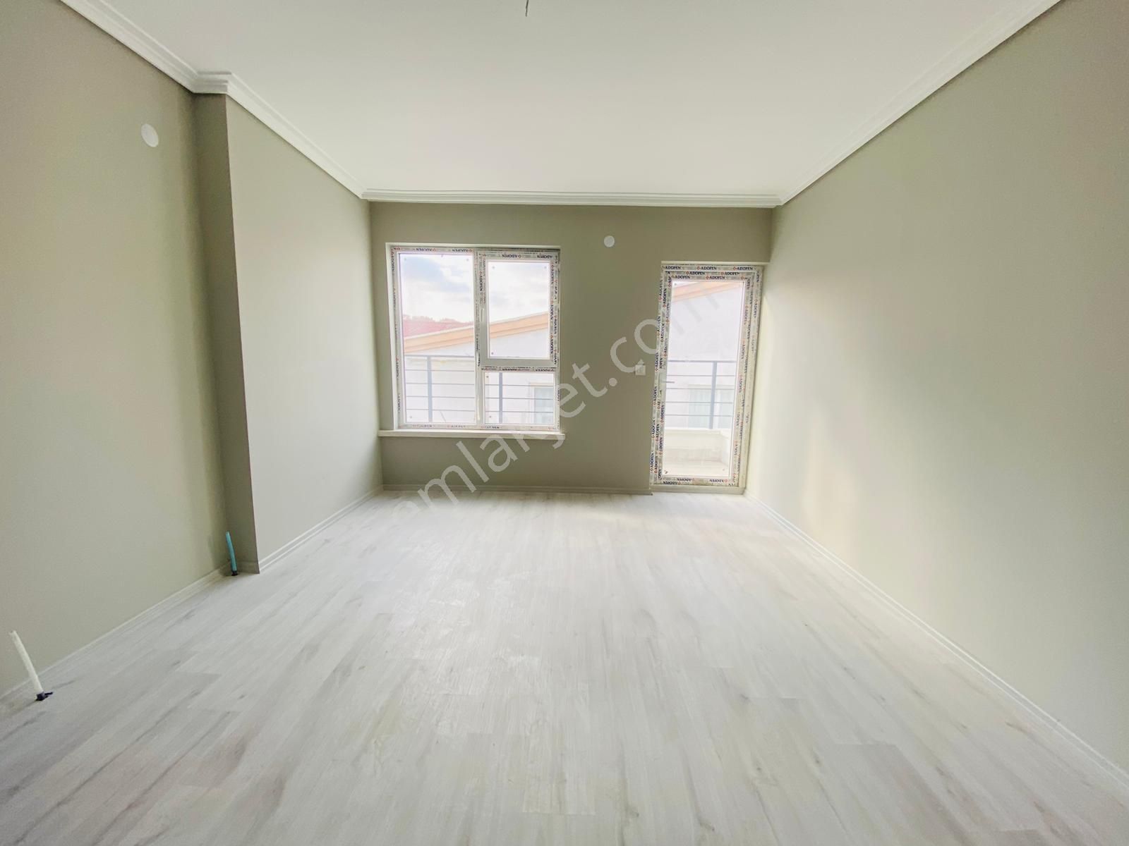 Şahintepe'de Sıfır Binada 6+1 Satılık Dubleks Daire !!! - Görsel 22