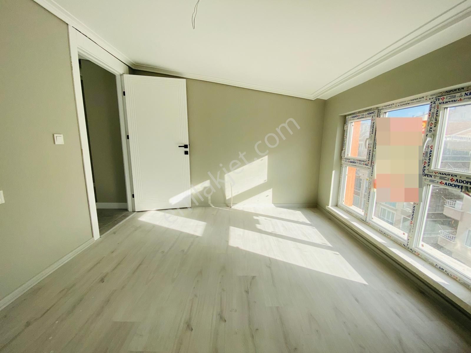 Şahintepe'de Sıfır Binada 6+1 Satılık Dubleks Daire !!! - Görsel 14