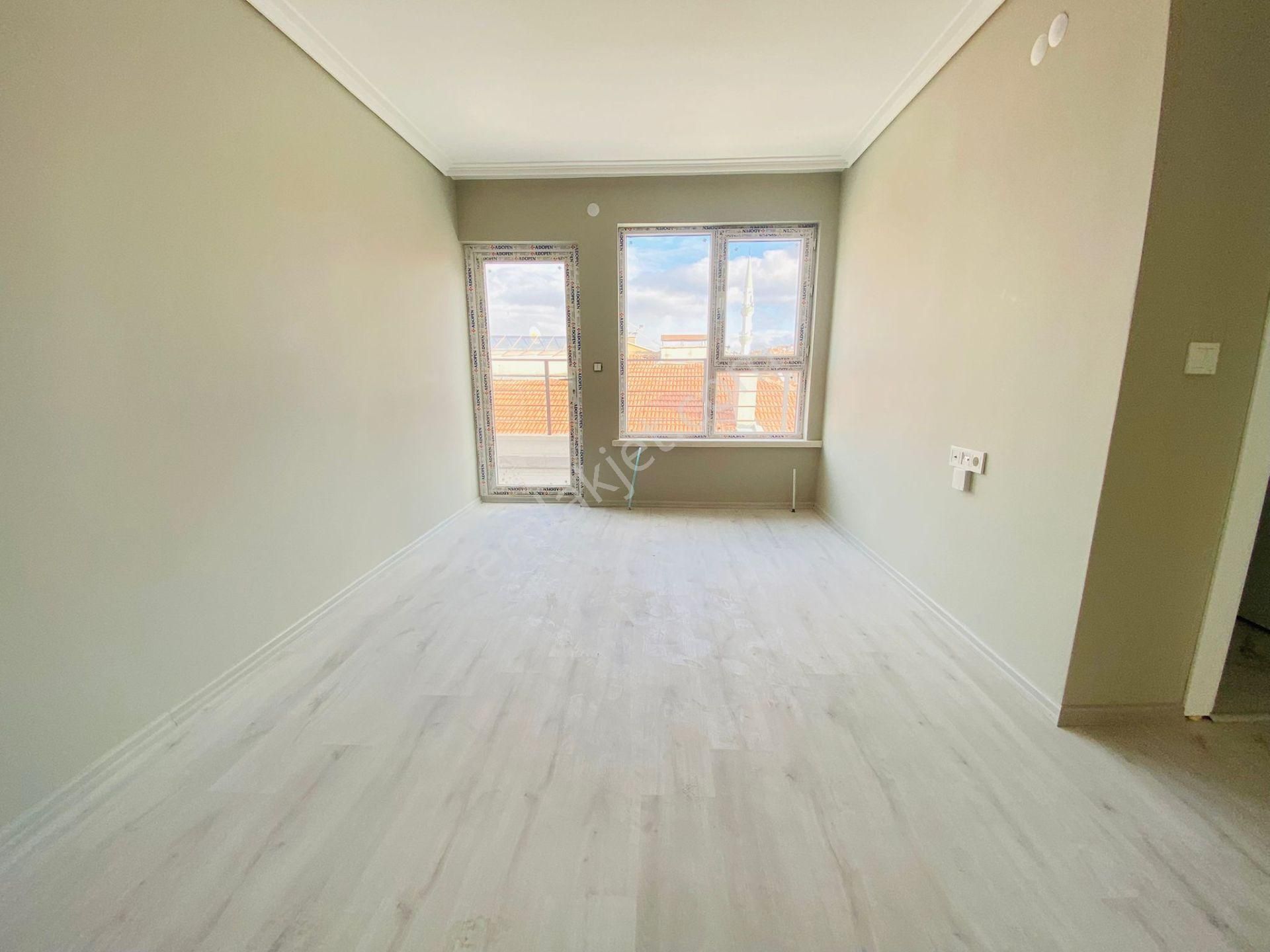 Şahintepe'de Sıfır Binada 6+1 Satılık Dubleks Daire !!! - Görsel 21