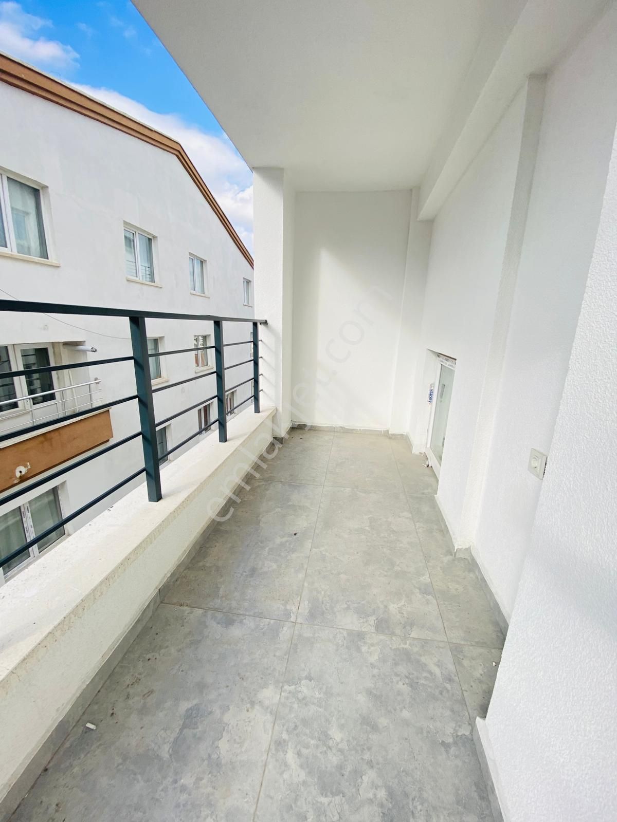 Şahintepe'de Sıfır Binada 6+1 Satılık Dubleks Daire !!! - Görsel 27