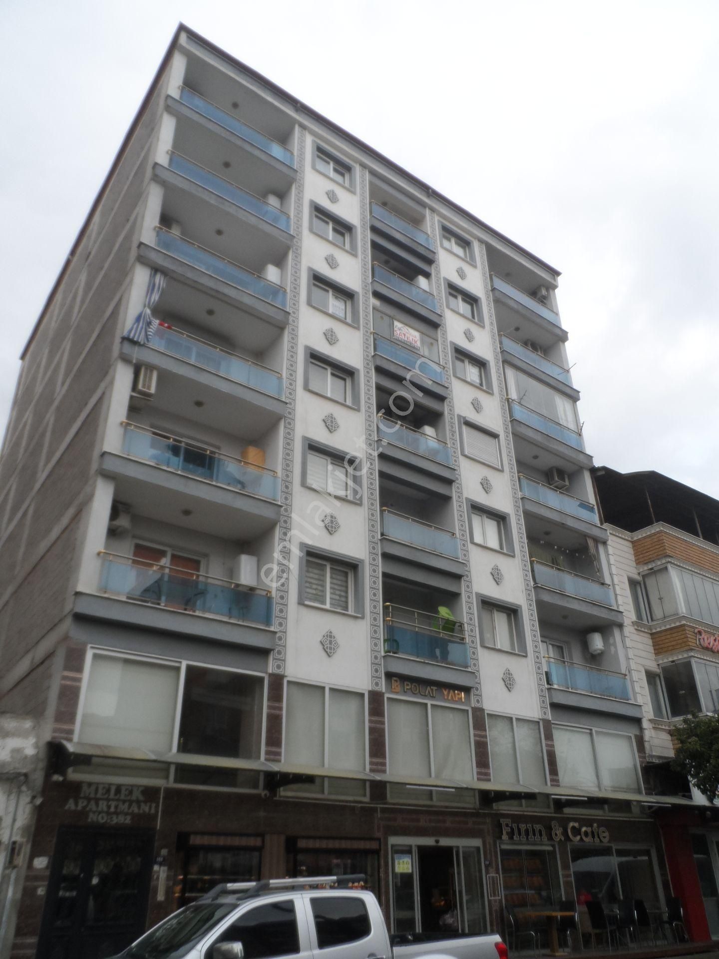 Nazilli Ege Emlak Ofisinden Sümer Mah. Hürriyet Caddesinde 1+1 Satılık Daire