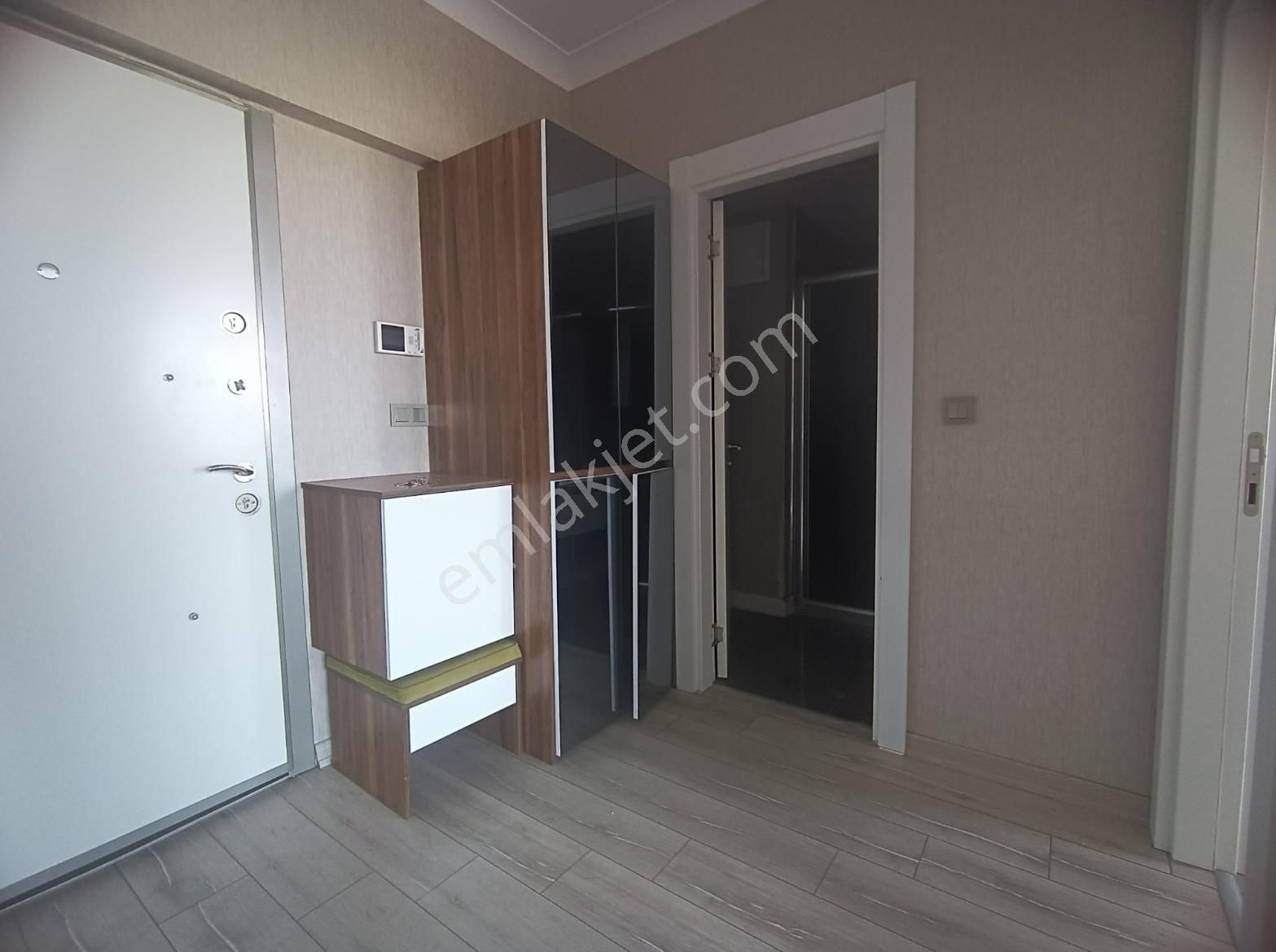 Cumhuriyet Mah İstgatede Metro Yanı Orman Cephe 1+1kiralık Daire - Görsel 3