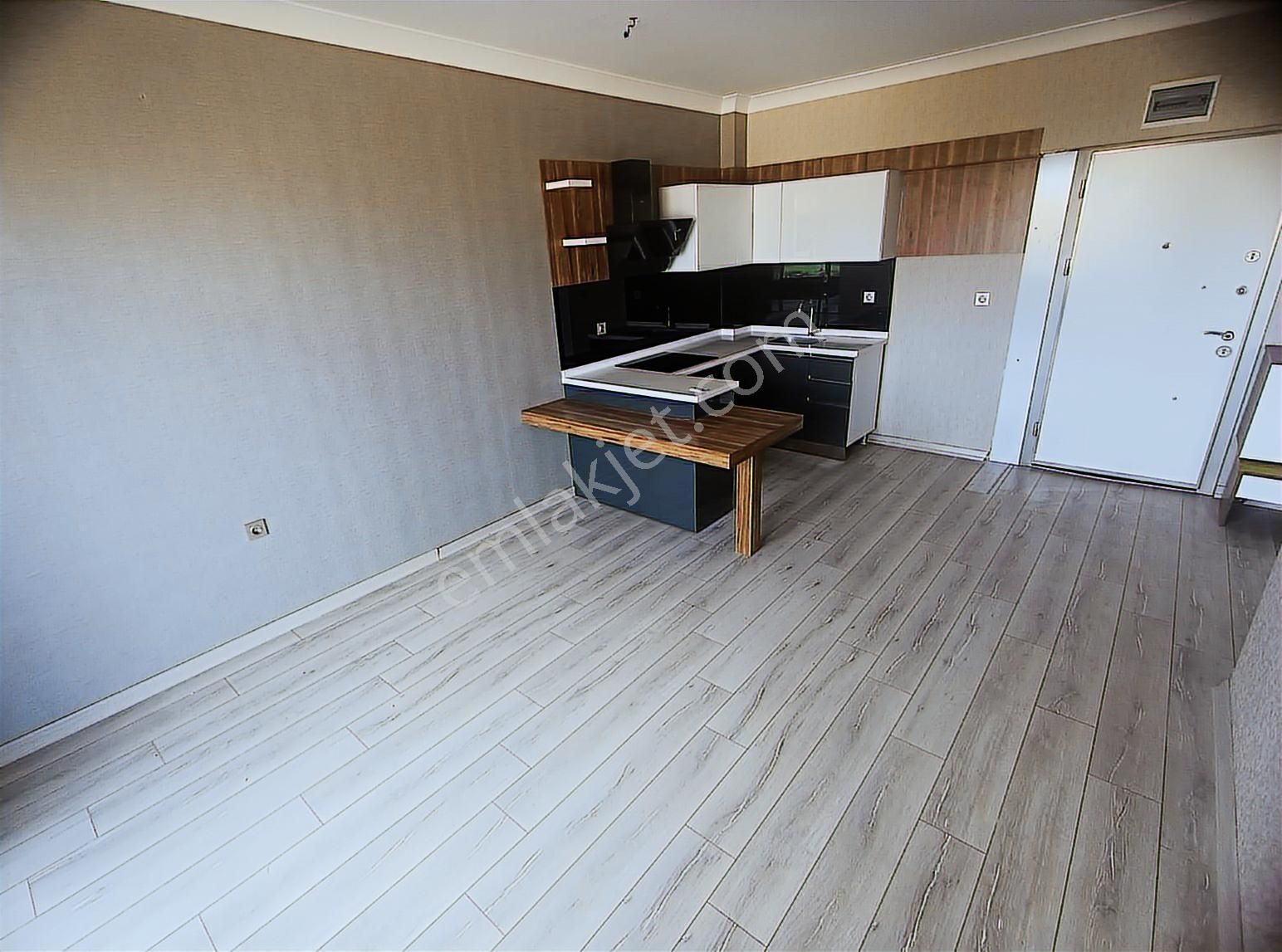 Cumhuriyet Mah İstgatede Metro Yanı Orman Cephe 1+1kiralık Daire - Görsel 9