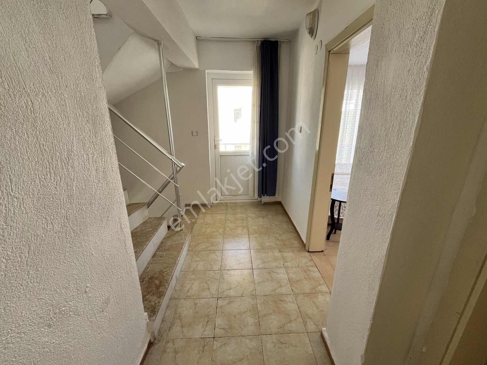 Didim Akbük'te Doğa Manzaralı Merkezi Konumda 4+1 Villa - Görsel 23