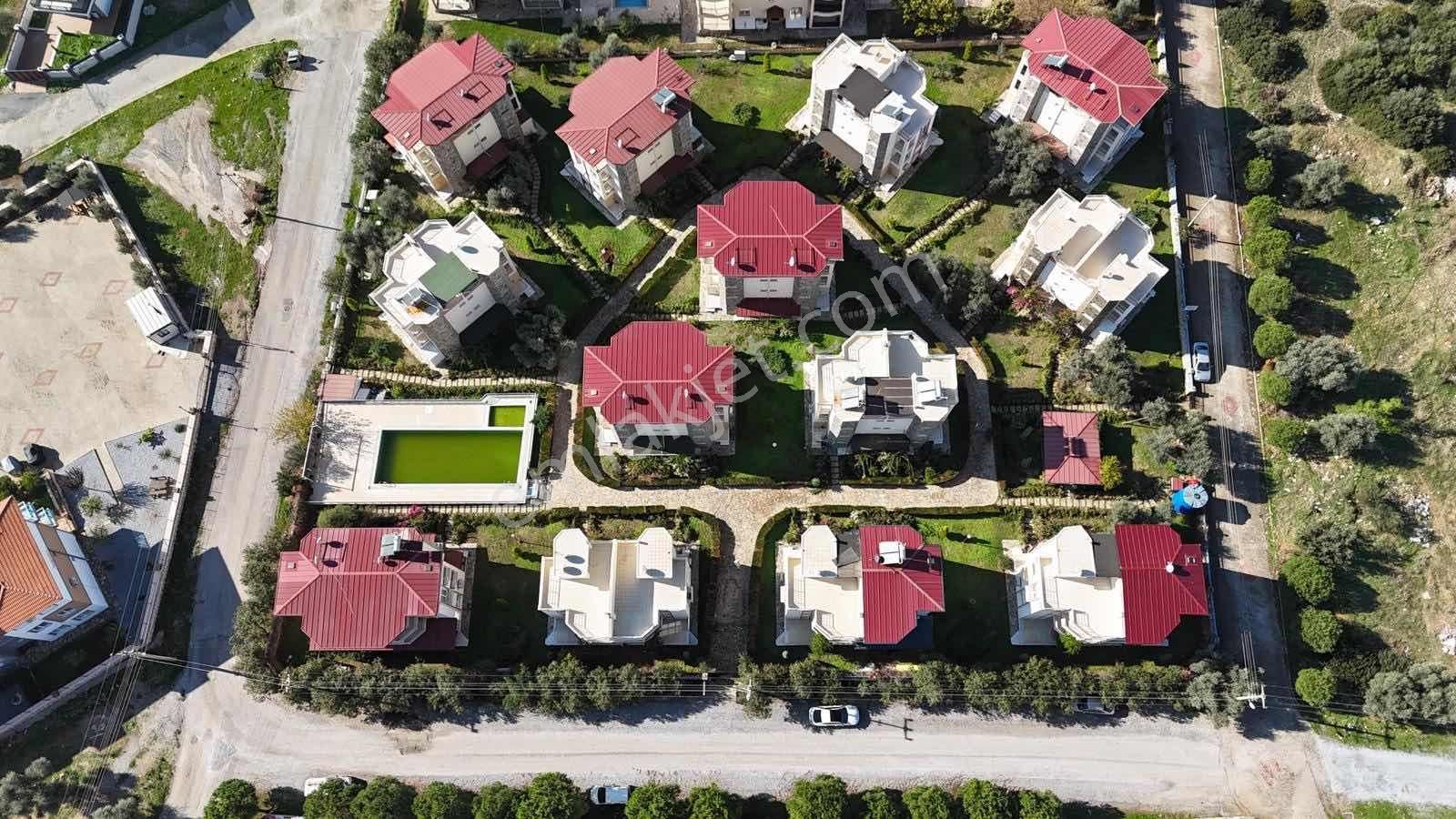 Didim Akbük'te Doğa Manzaralı Merkezi Konumda 4+1 Villa - Görsel 13