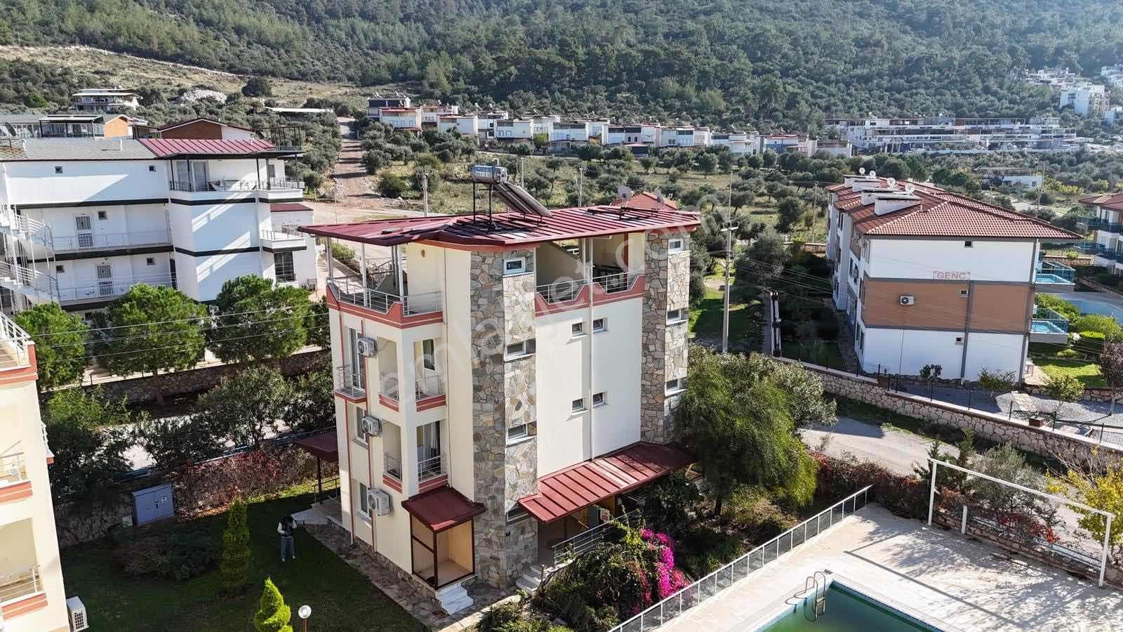 Didim Akbük'te Doğa Manzaralı Merkezi Konumda 4+1 Villa - Görsel 4