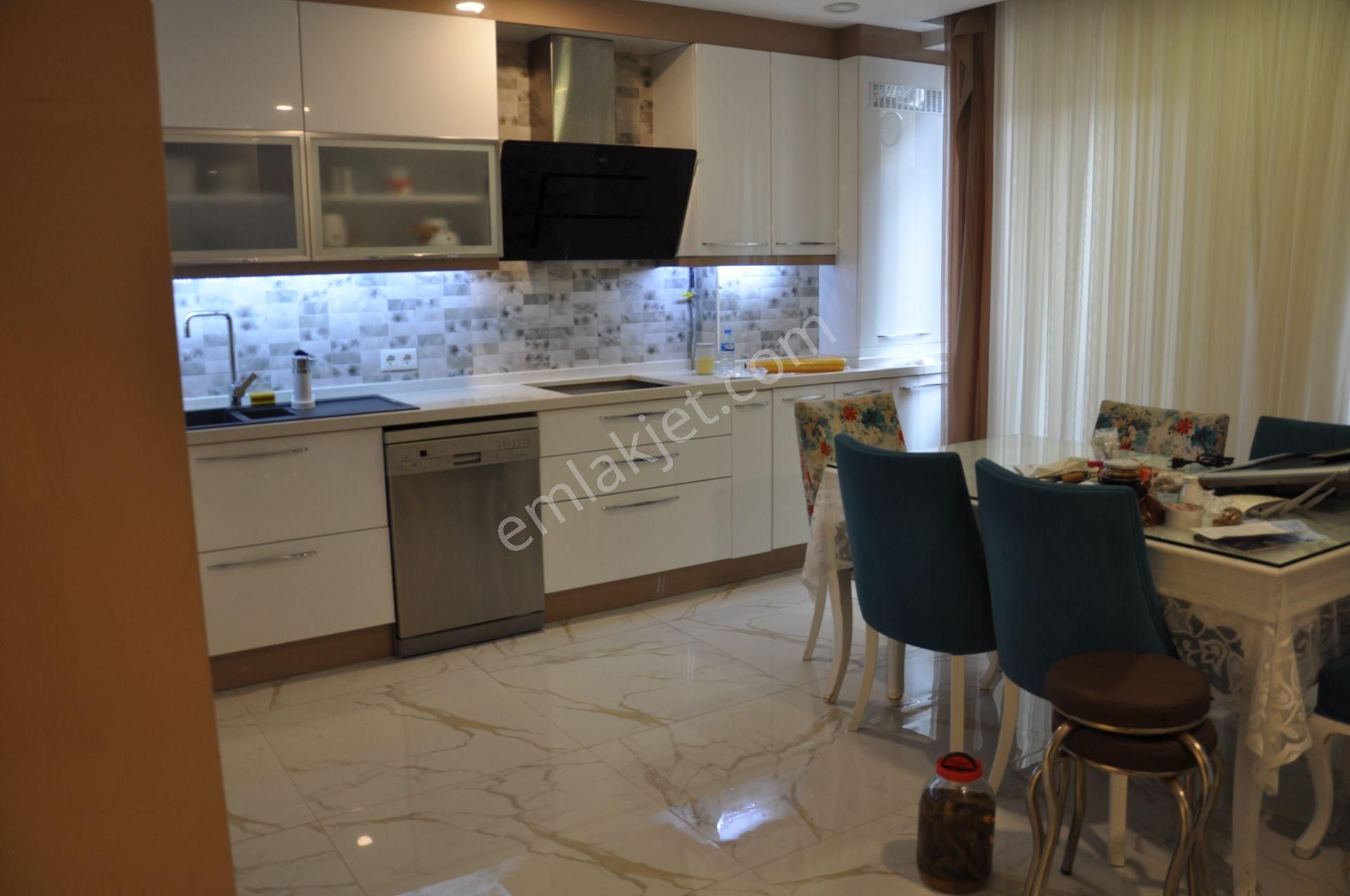 Bahçelievler Medicana Hastanesi Arkası | 4+1 180 M² | Satılık - Görsel 29