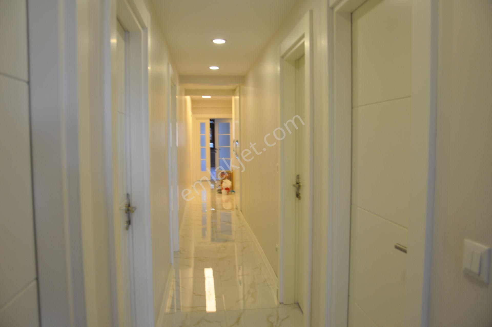 Bahçelievler Medicana Hastanesi Arkası | 4+1 180 M² | Satılık - Görsel 28