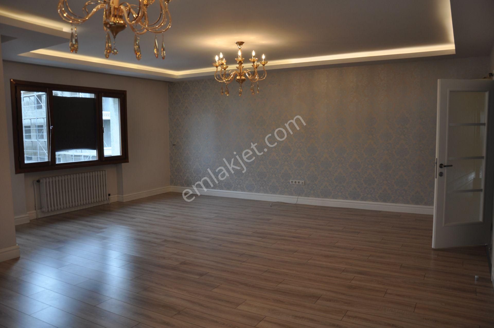 Bahçelievler Medicana Hastanesi Arkası | 4+1 180 M² | Satılık - Görsel 2