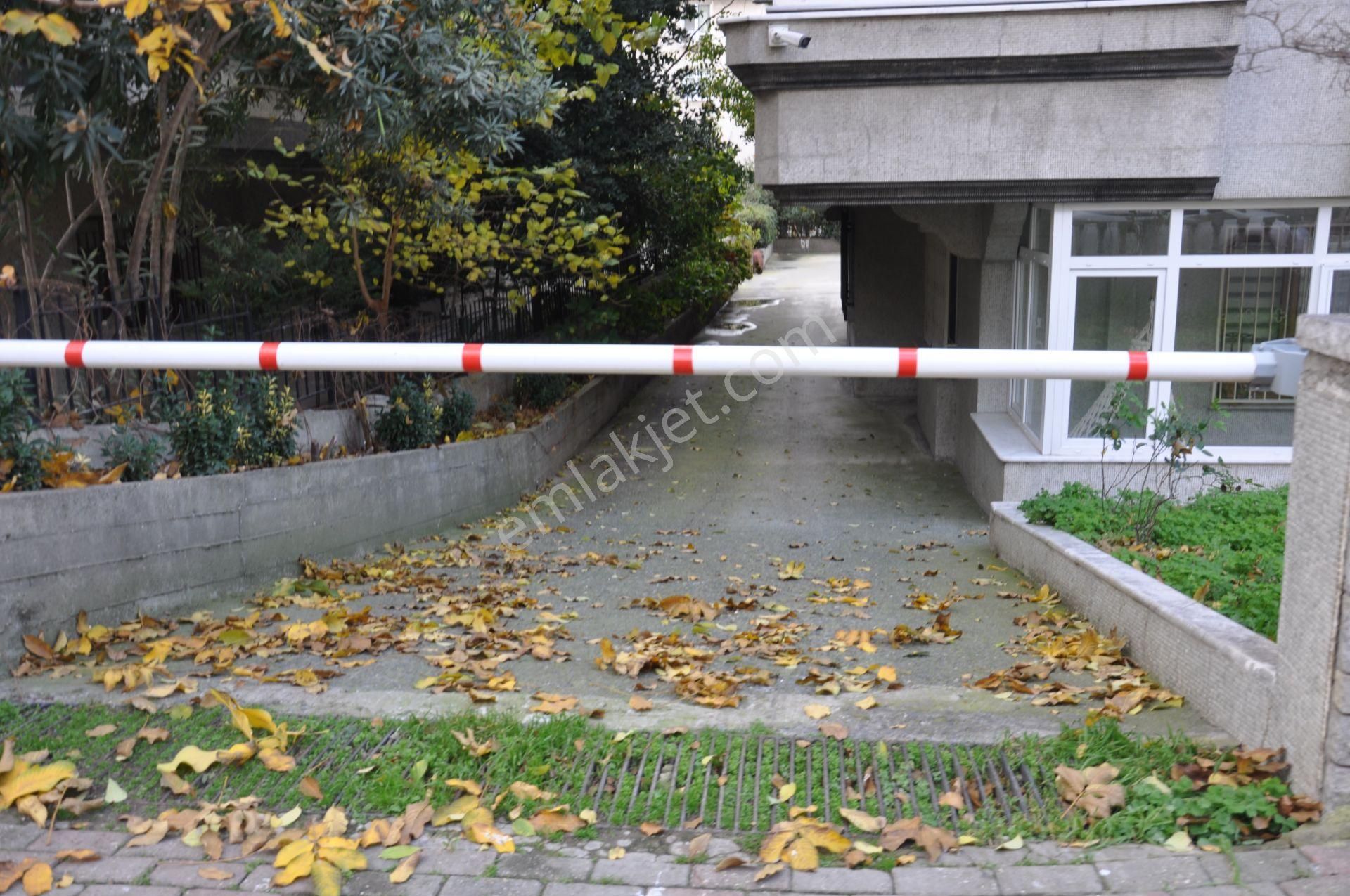 Bahçelievler Medicana Hastanesi Arkası | 4+1 180 M² | Satılık - Görsel 18