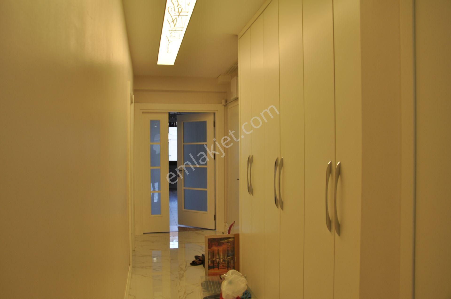 Bahçelievler Medicana Hastanesi Arkası | 4+1 180 M² | Satılık - Görsel 3