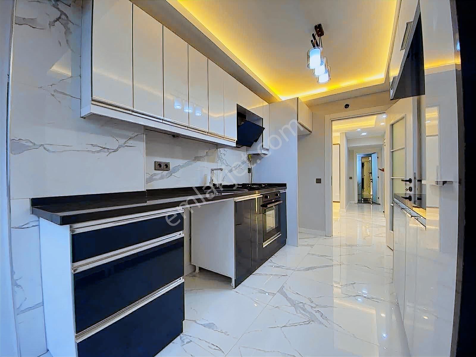 Türker Emlak I 3+1 120m² , Masrafsız , Köşe Konumlu Satılık - Görsel 5