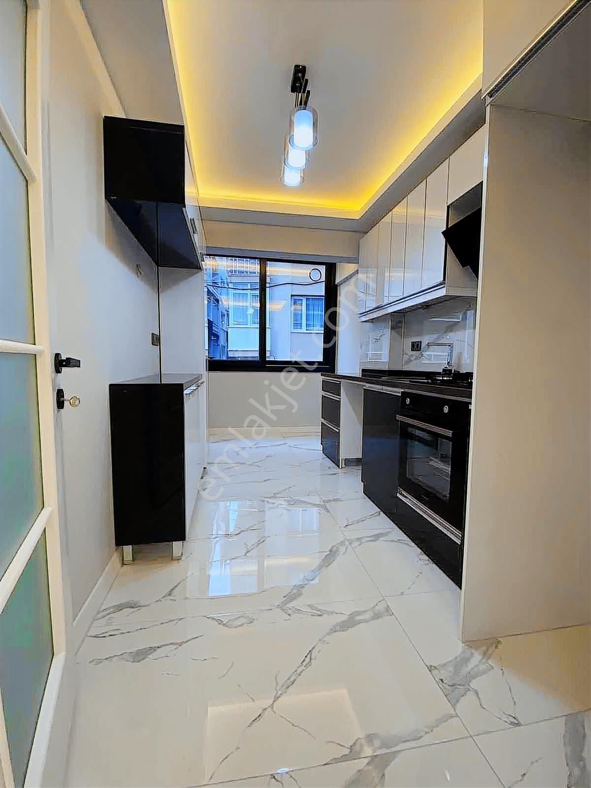 Türker Emlak I 3+1 120m² , Masrafsız , Köşe Konumlu Satılık - Görsel 29