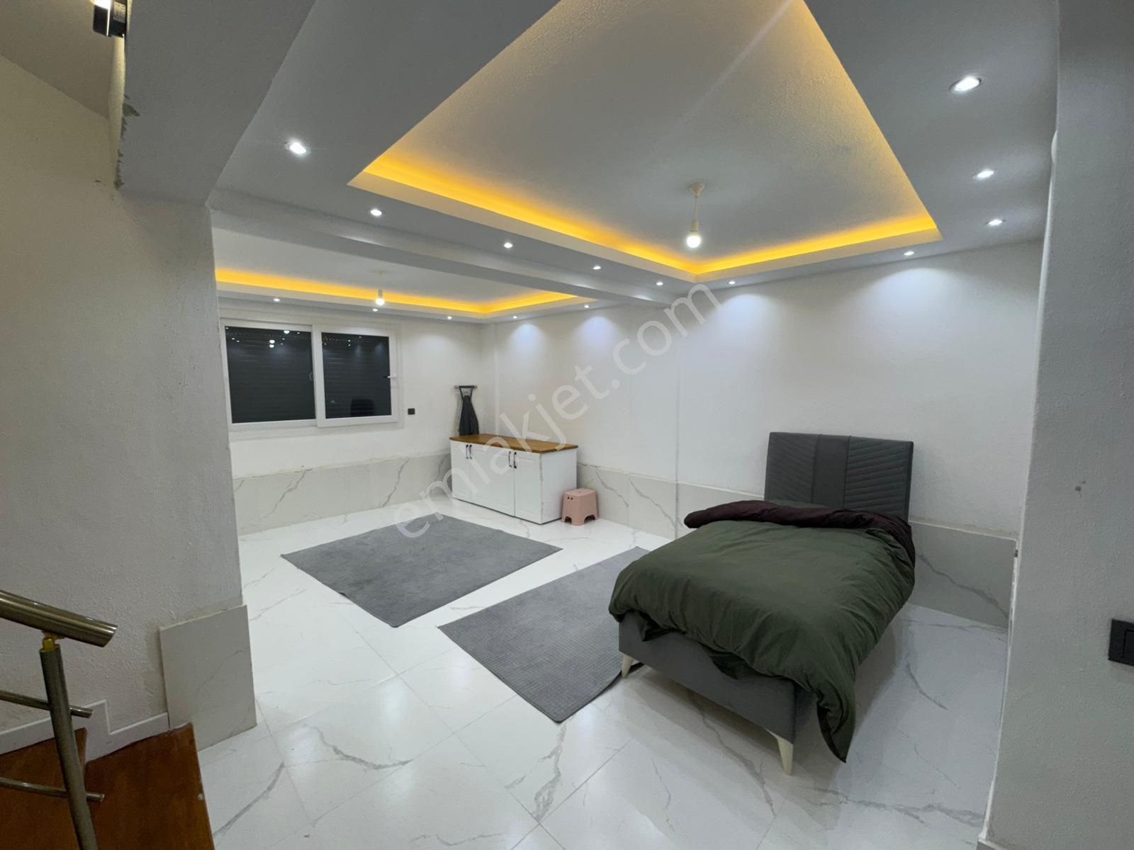 Soğucak'ta Tek Müstakil Villa - Görsel 13