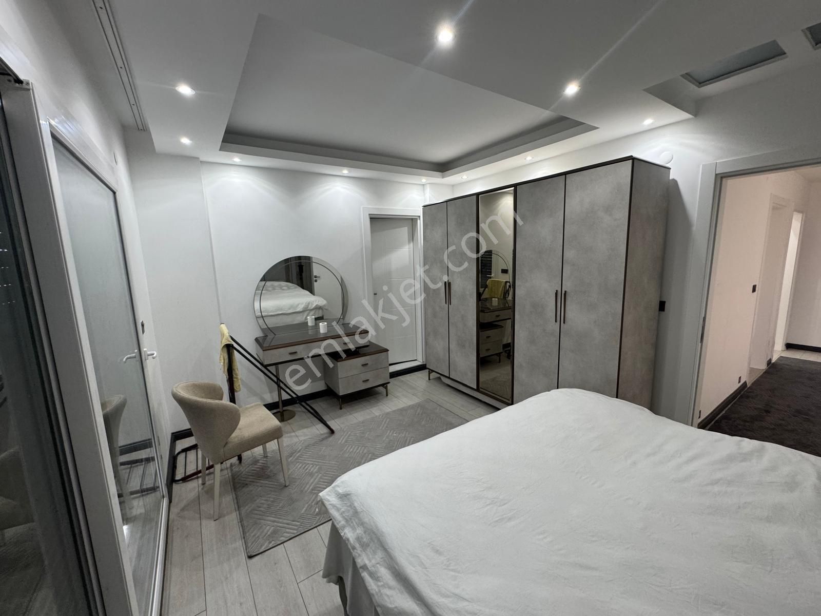 Soğucak'ta Tek Müstakil Villa - Görsel 9